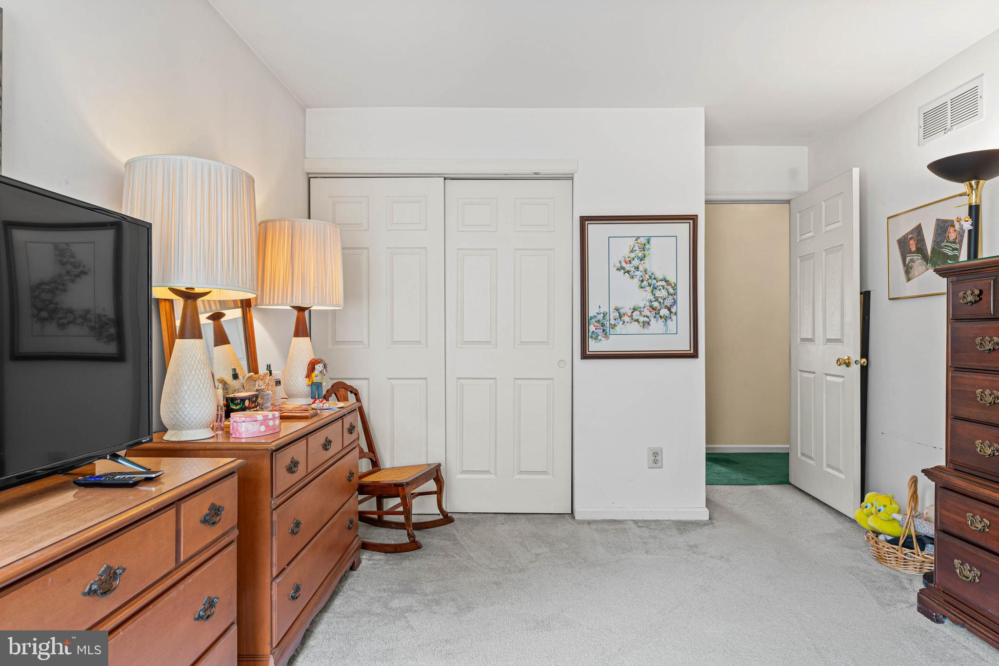 UPPER SOUTHAMPTON - Residential