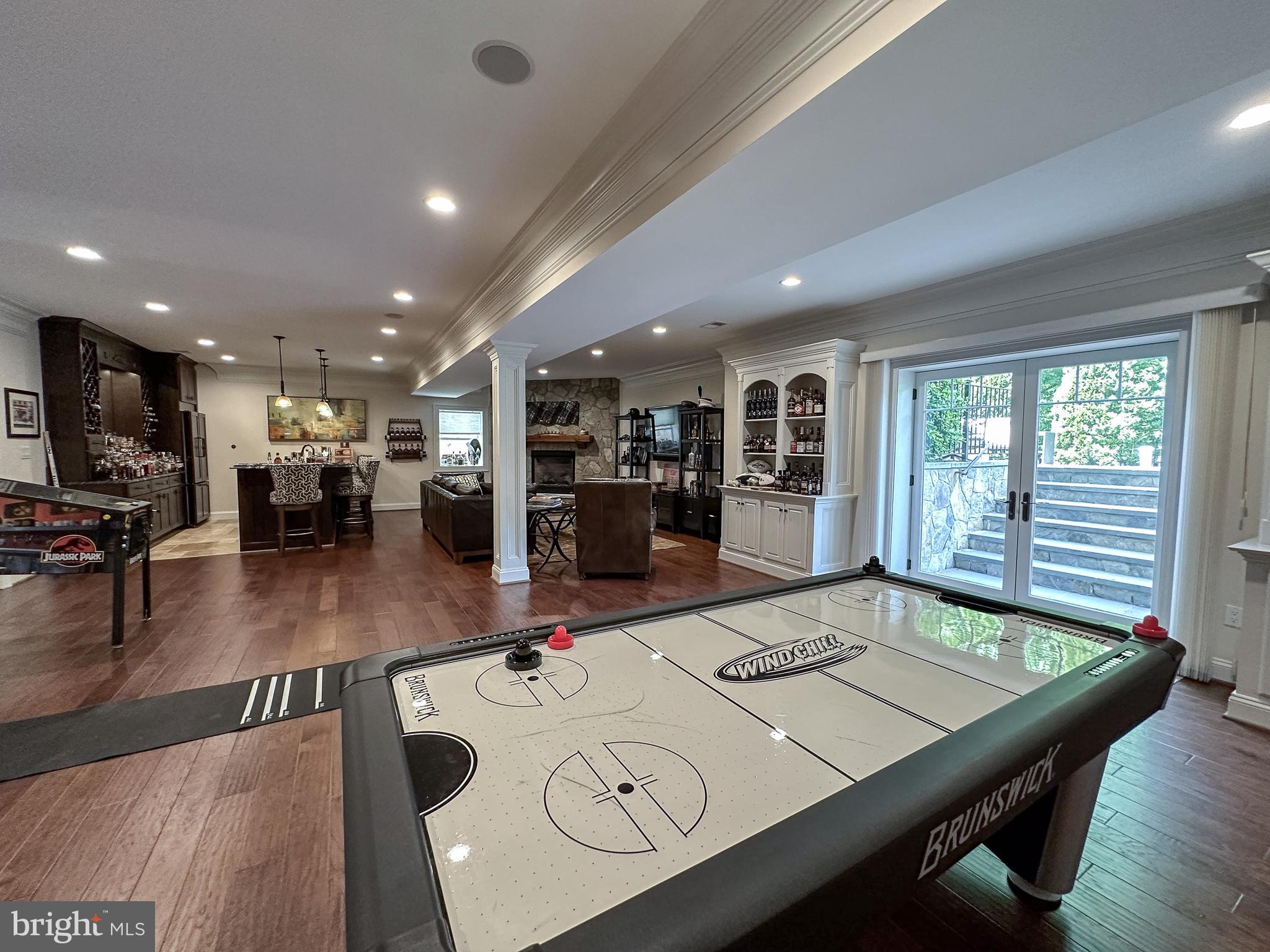 CHESTERBROOK GARDENS - Residential