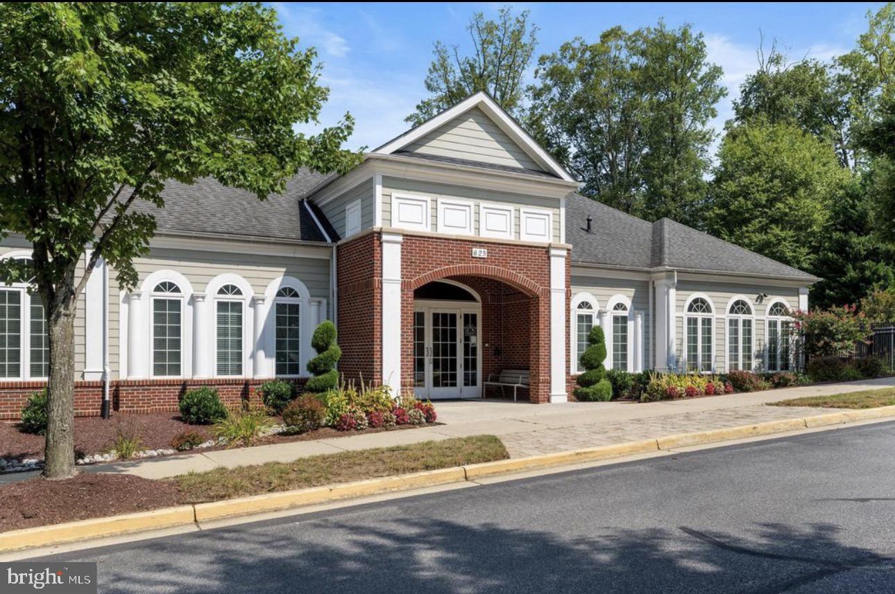 SUMMERFIELD AT MORGAN ST - Residential