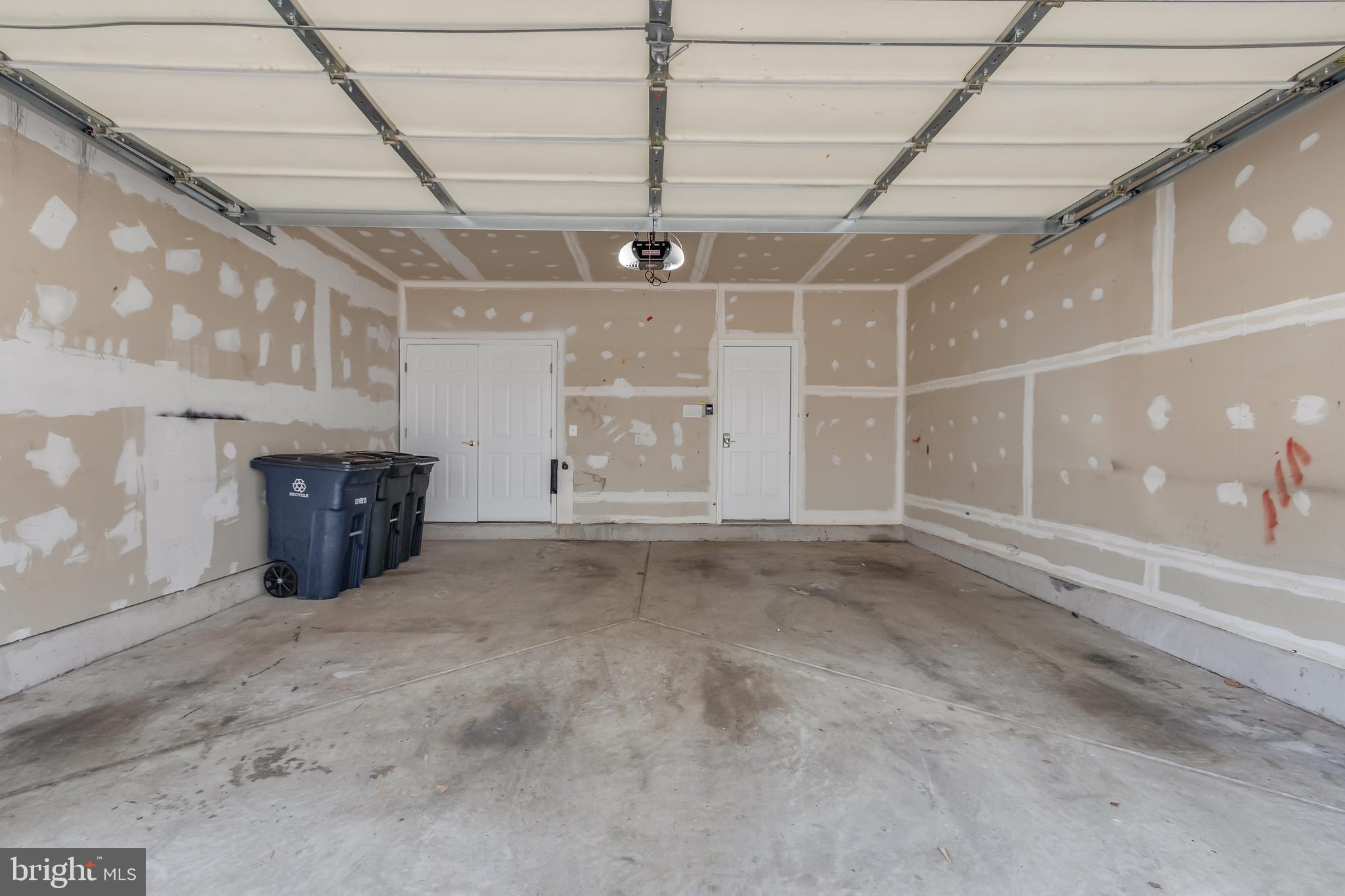 SUMMERFIELD AT MORGAN ST - Residential