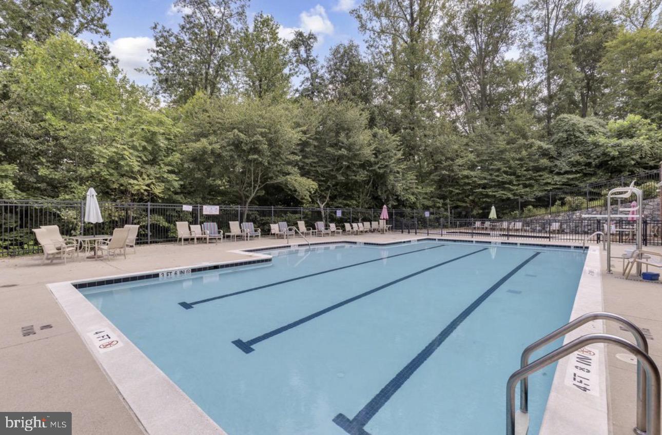 SUMMERFIELD AT MORGAN ST - Residential