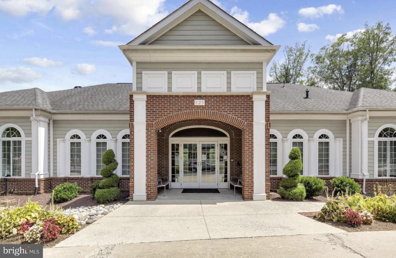 SUMMERFIELD AT MORGAN ST - Residential