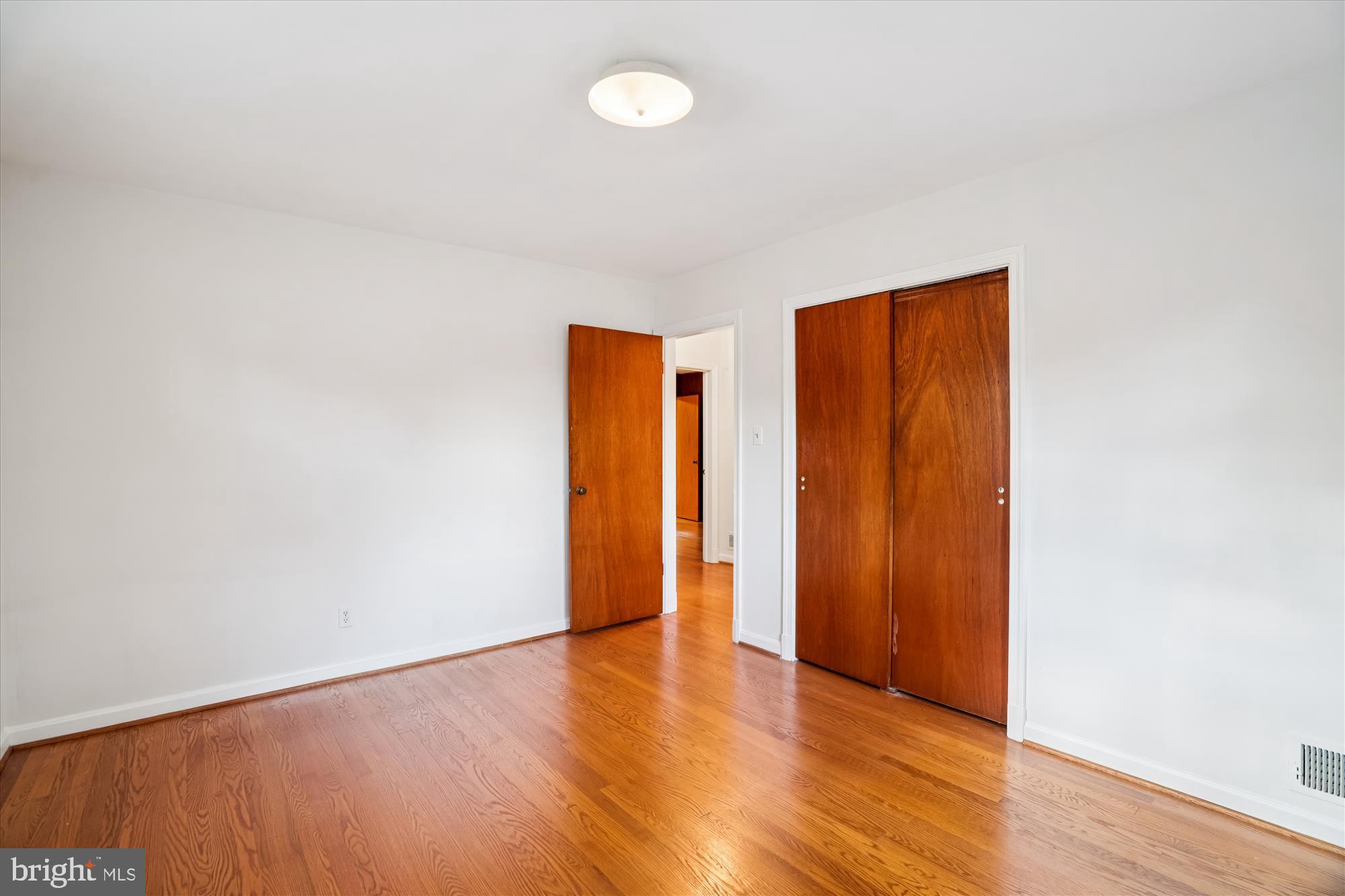 HILLANDALE - Residential