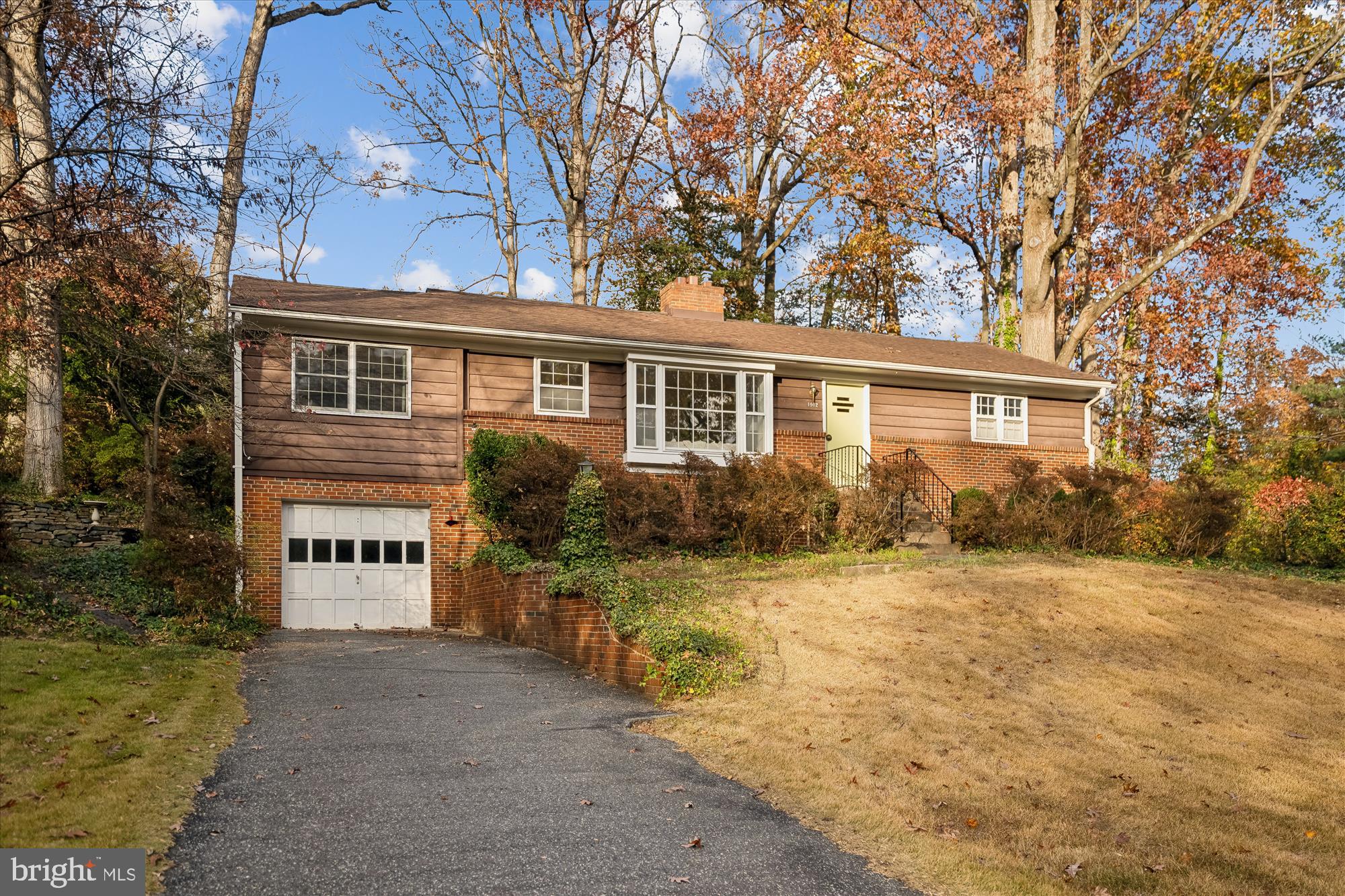 HILLANDALE - Residential