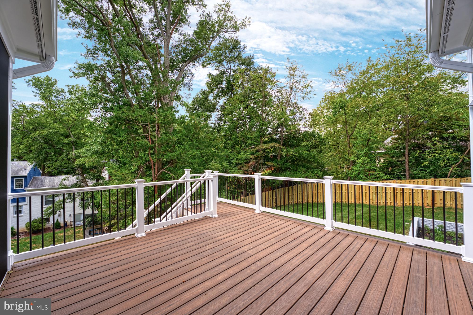 DEVON PARK - Residential