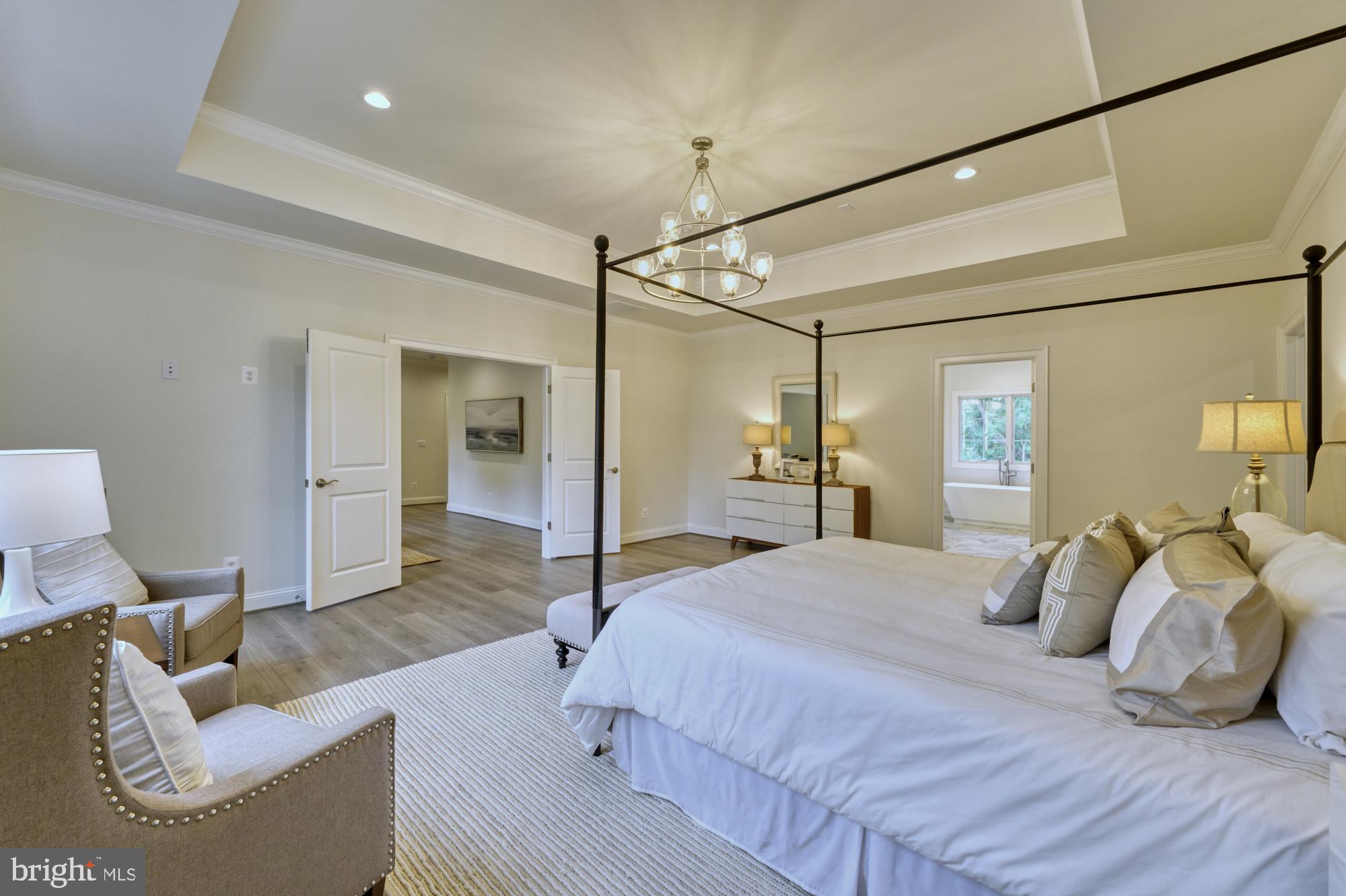 DEVON PARK - Residential