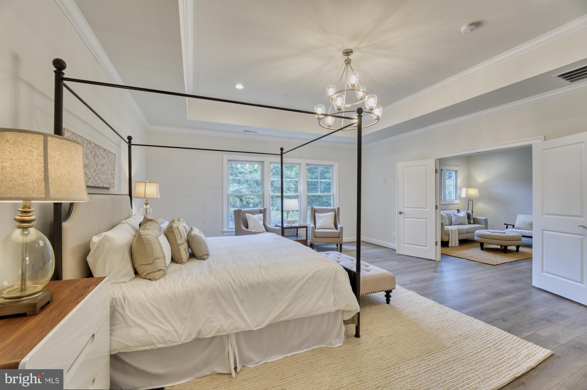 DEVON PARK - Residential