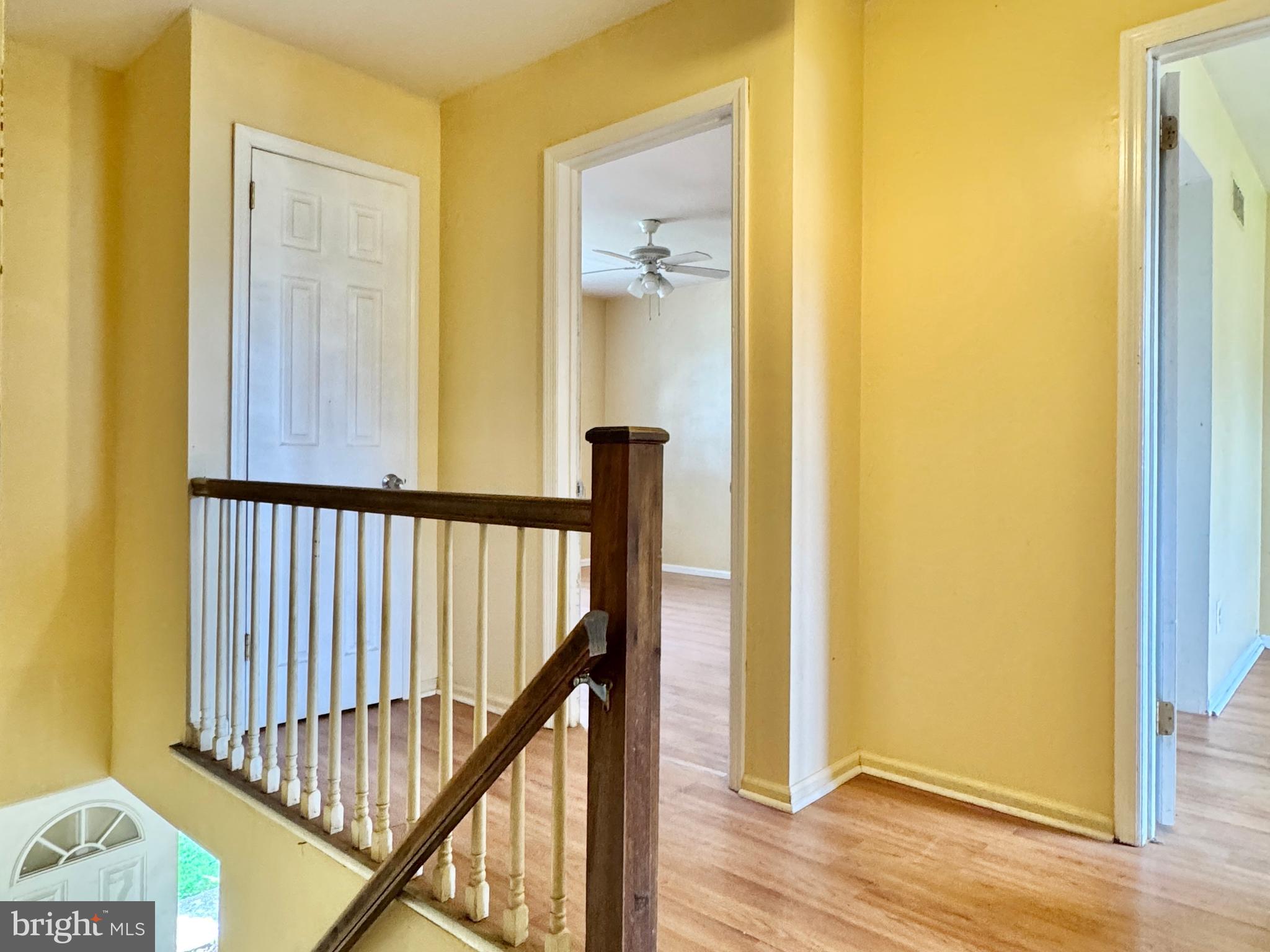 EAGLE GLEN - Residential