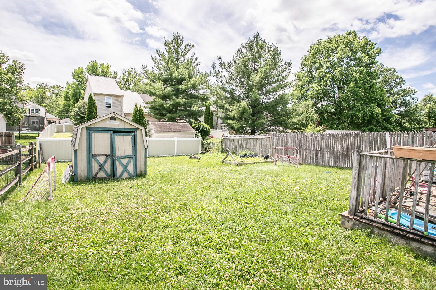 WALNUT BANK FARMS - Residential
