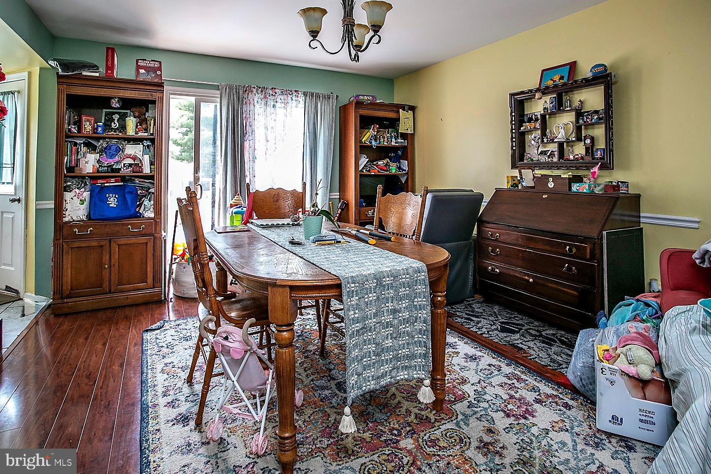 WALNUT BANK FARMS - Residential