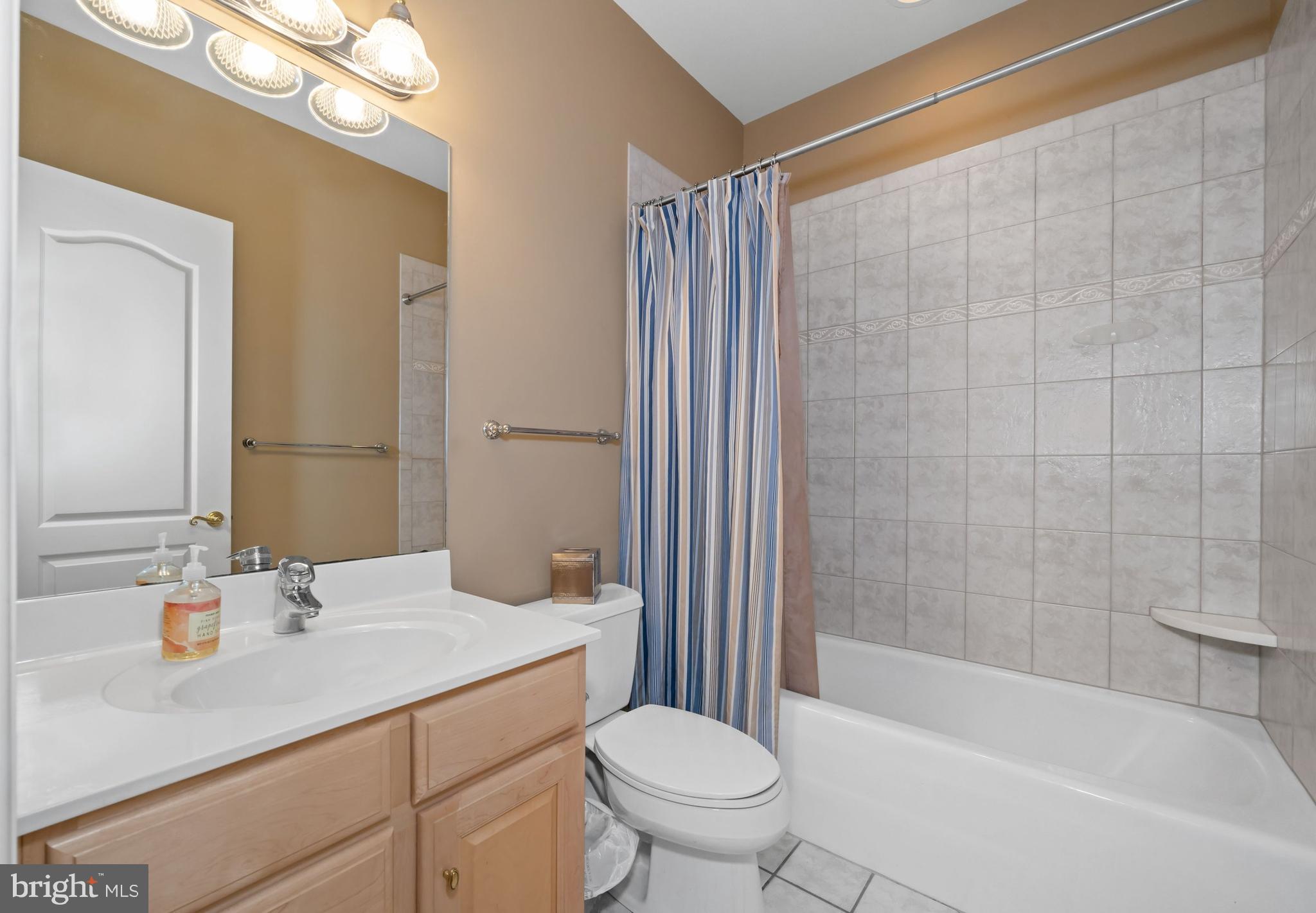 CENTREVILLE RESERV - Residential