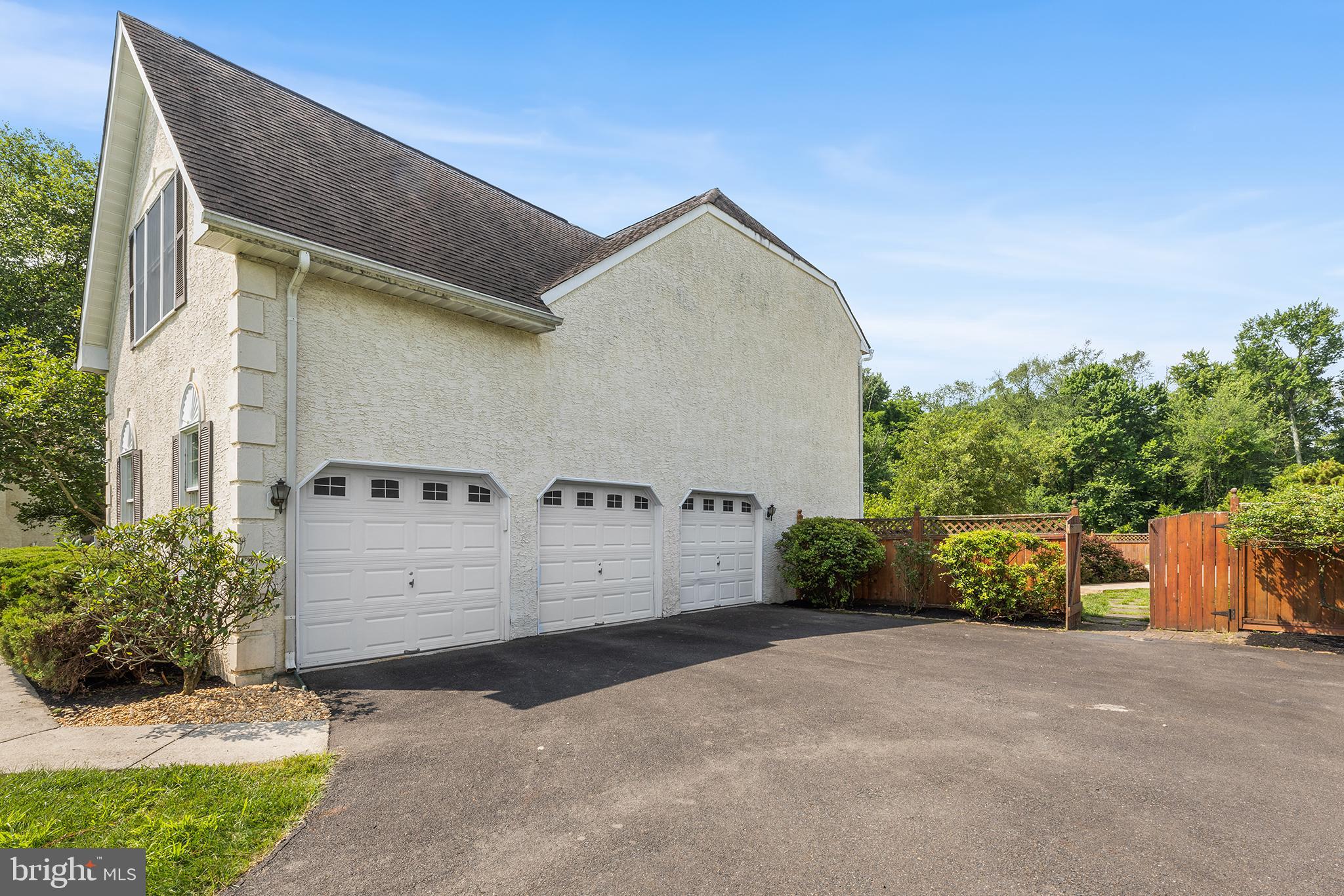 STONEY FORD ESTATE - Residential