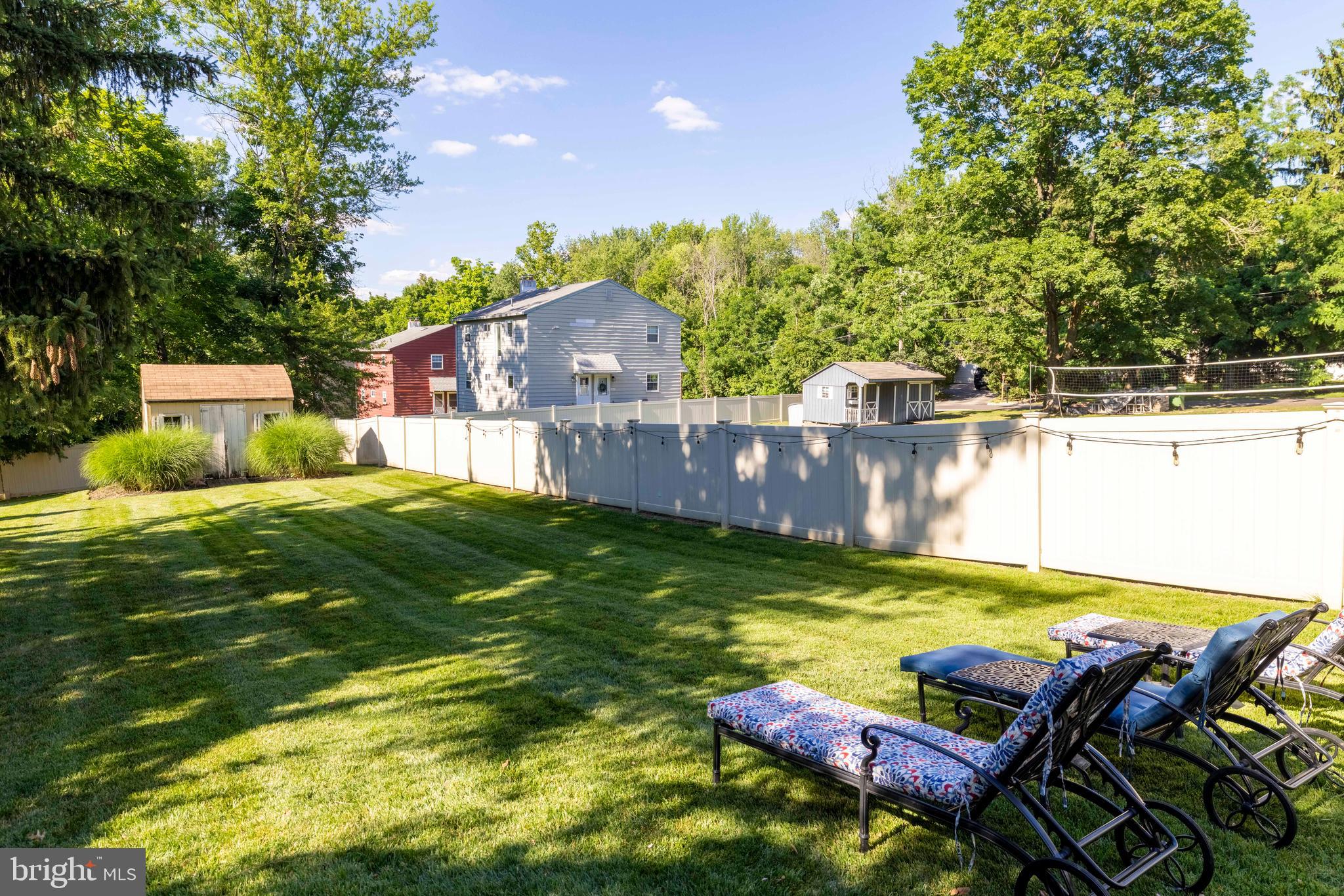 FORT WASHINGTON - Residential