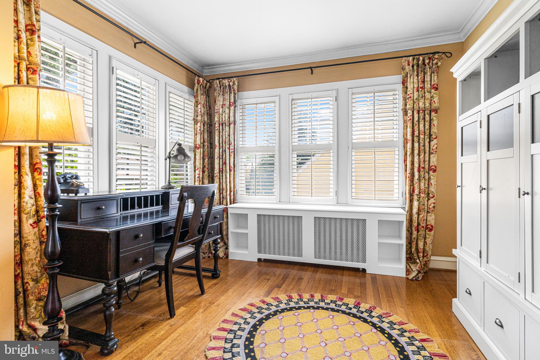 FORT WASHINGTON - Residential