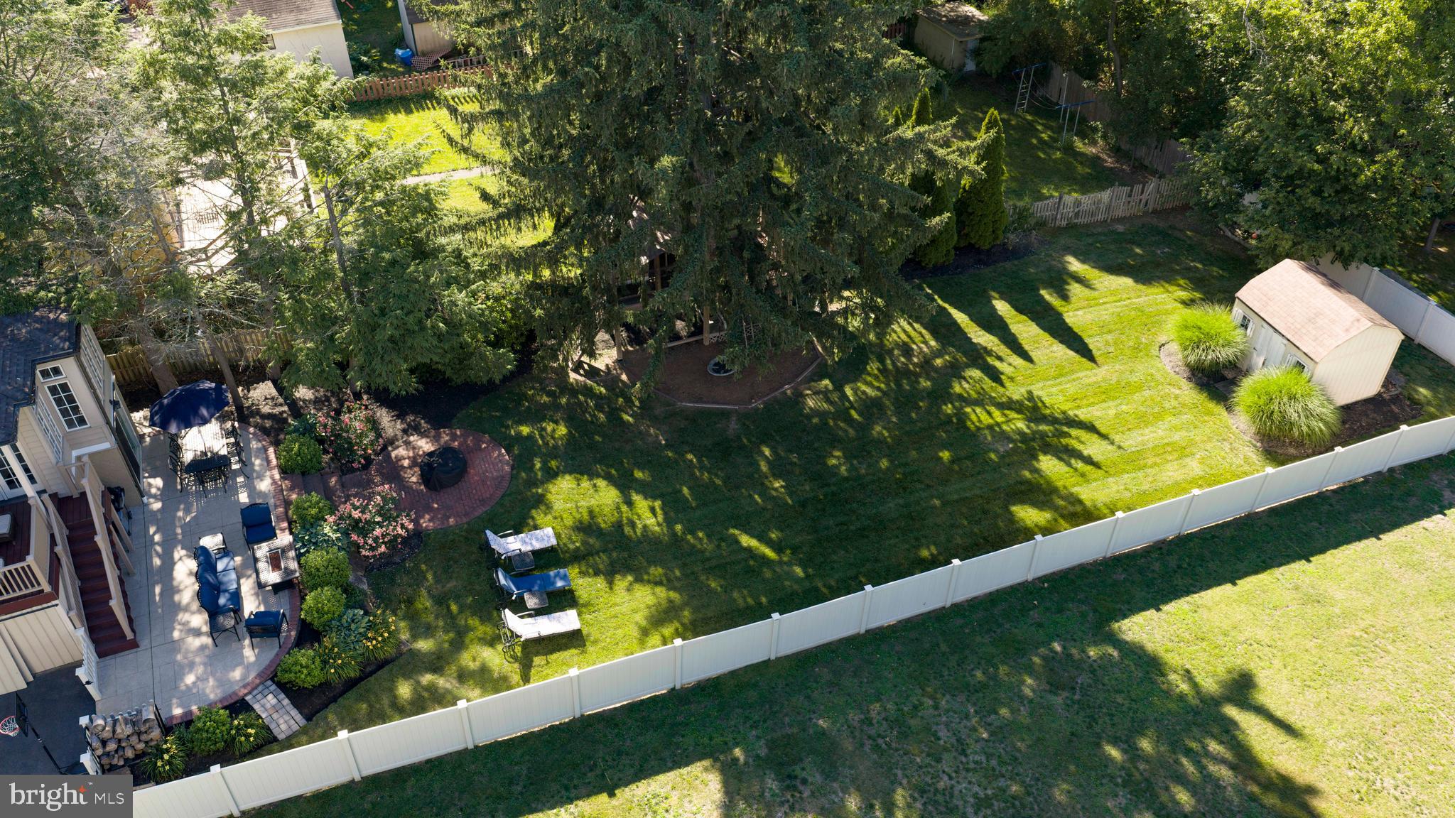 FORT WASHINGTON - Residential
