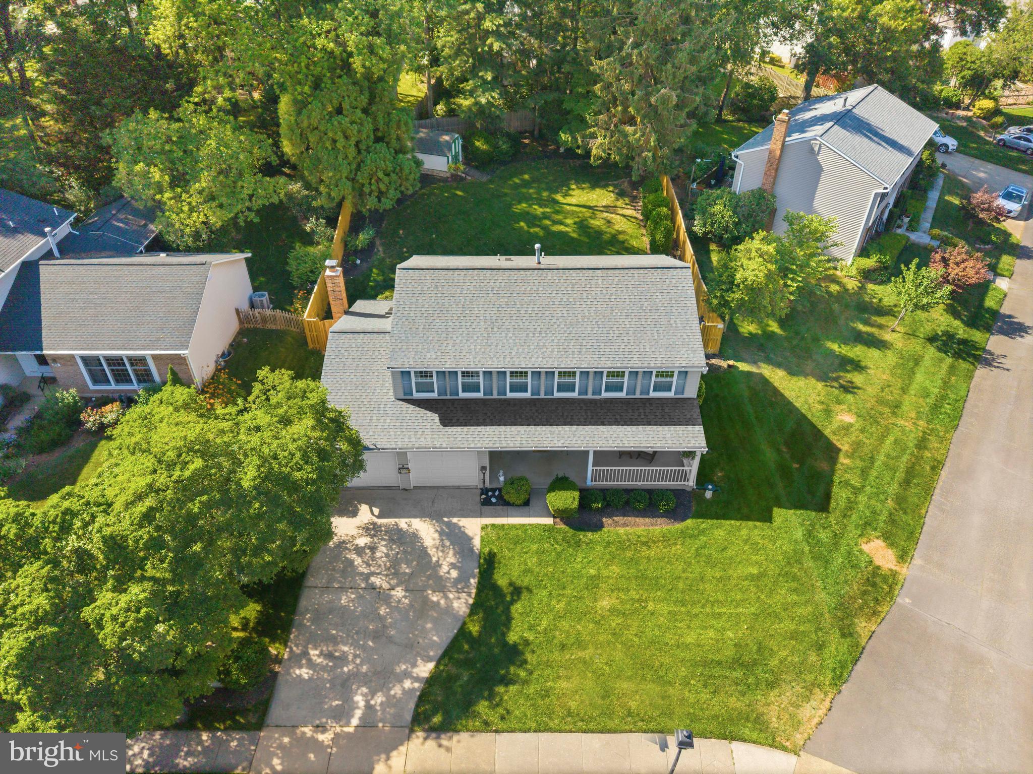 LONGWOOD KNOLLS - Residential
