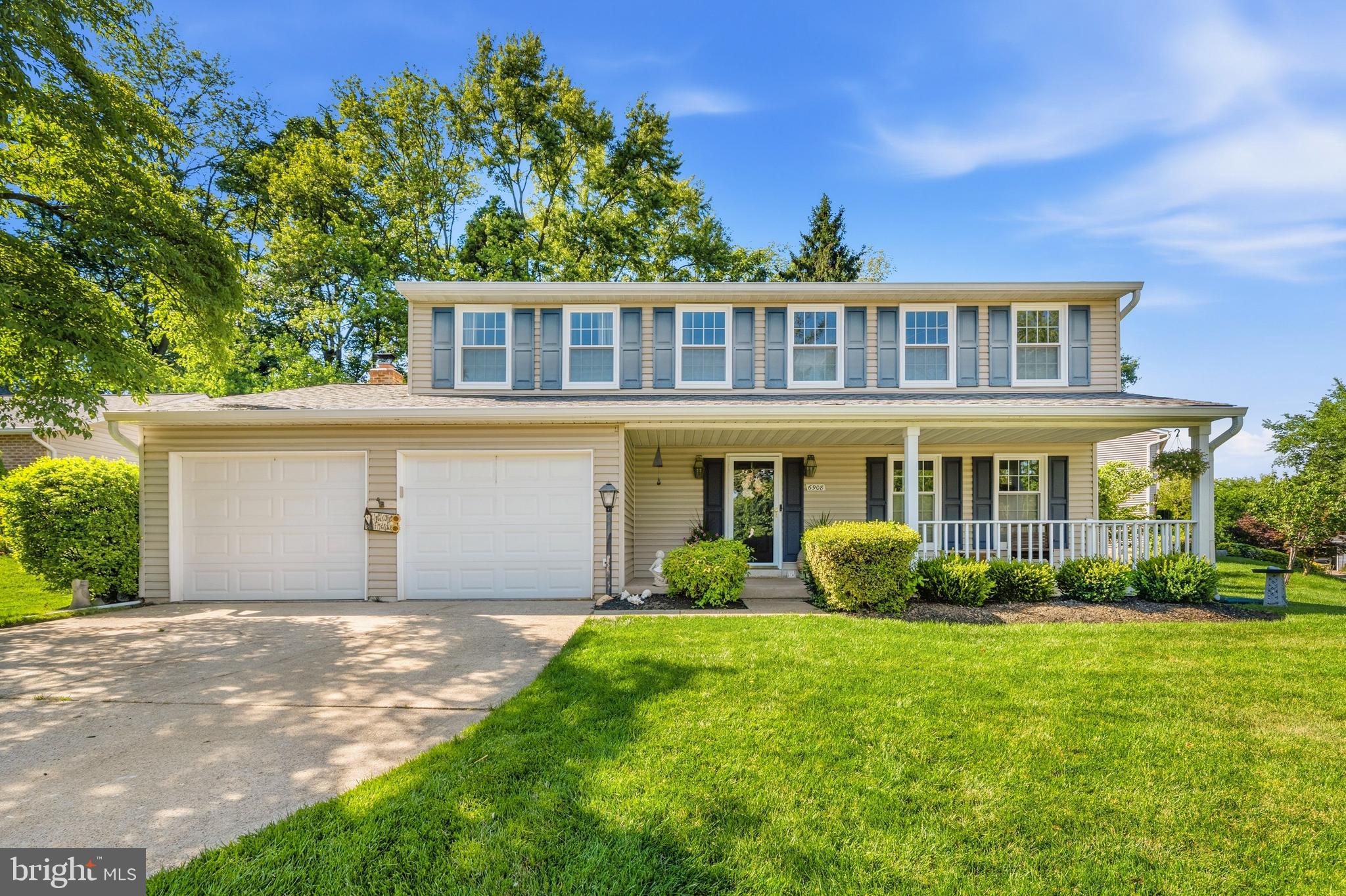 LONGWOOD KNOLLS - Residential