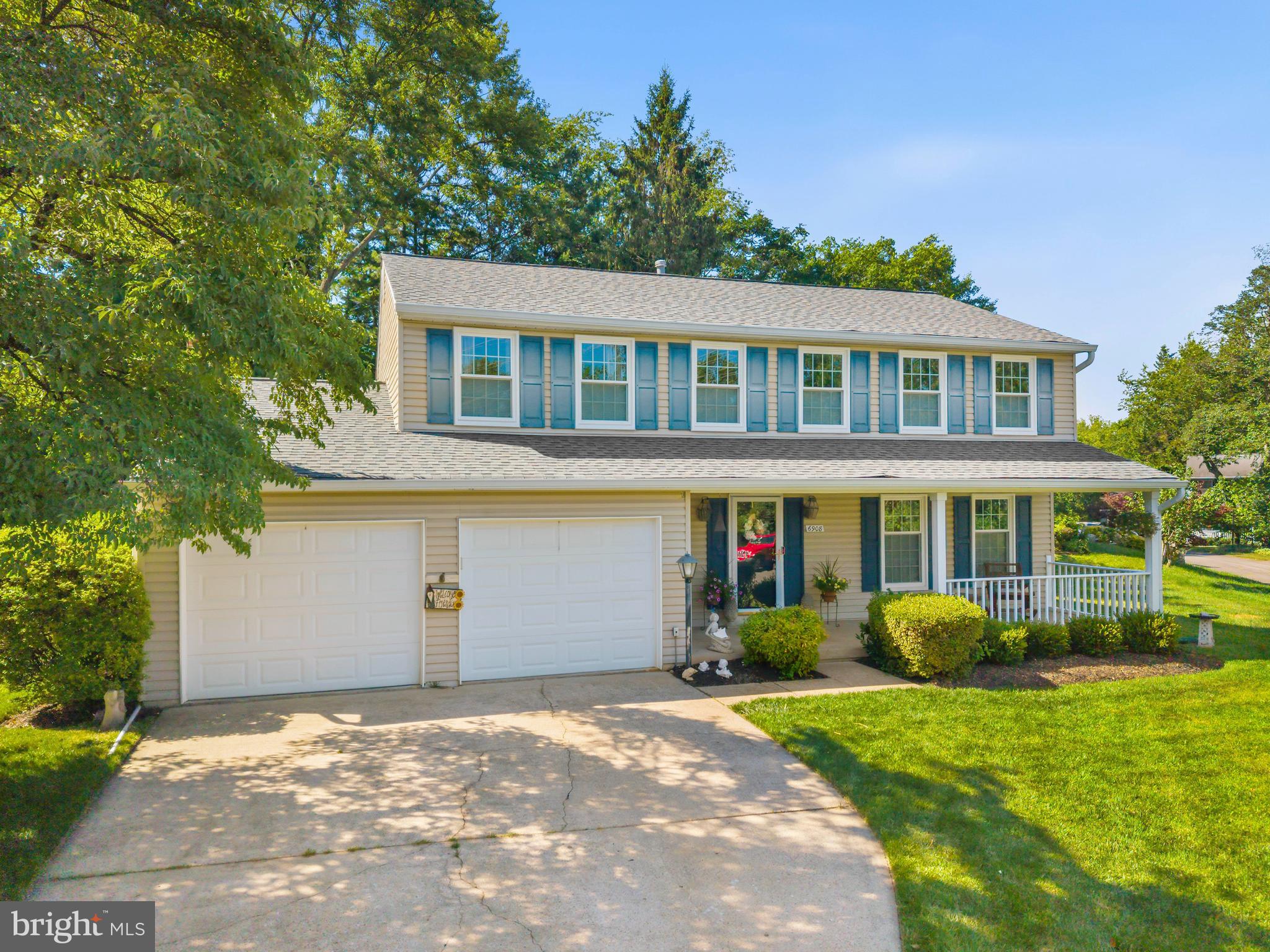 LONGWOOD KNOLLS - Residential