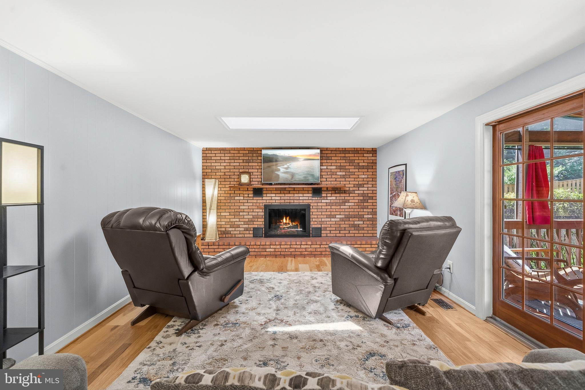 LONGWOOD KNOLLS - Residential