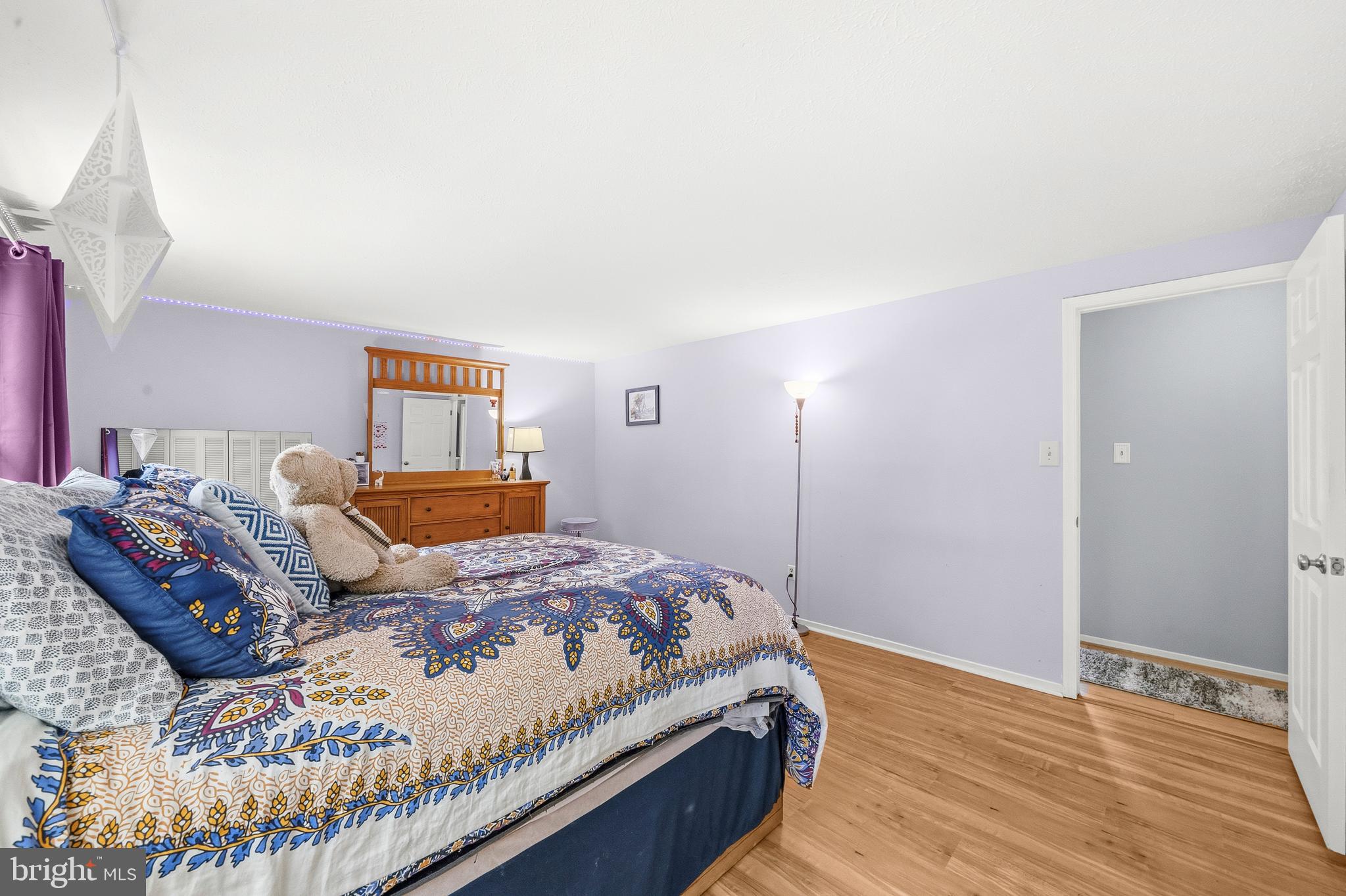 LONGWOOD KNOLLS - Residential