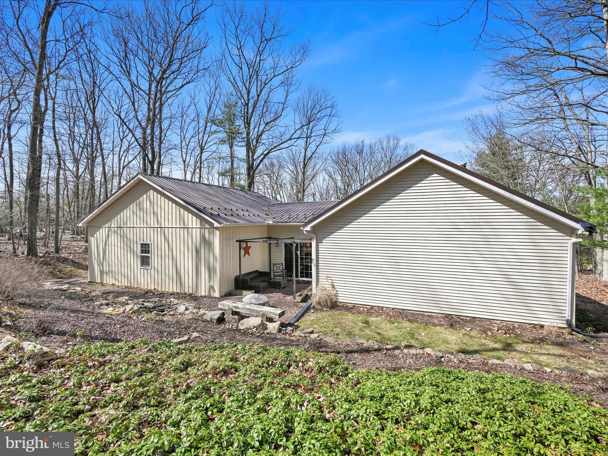 LAKE WYNONAH - Residential