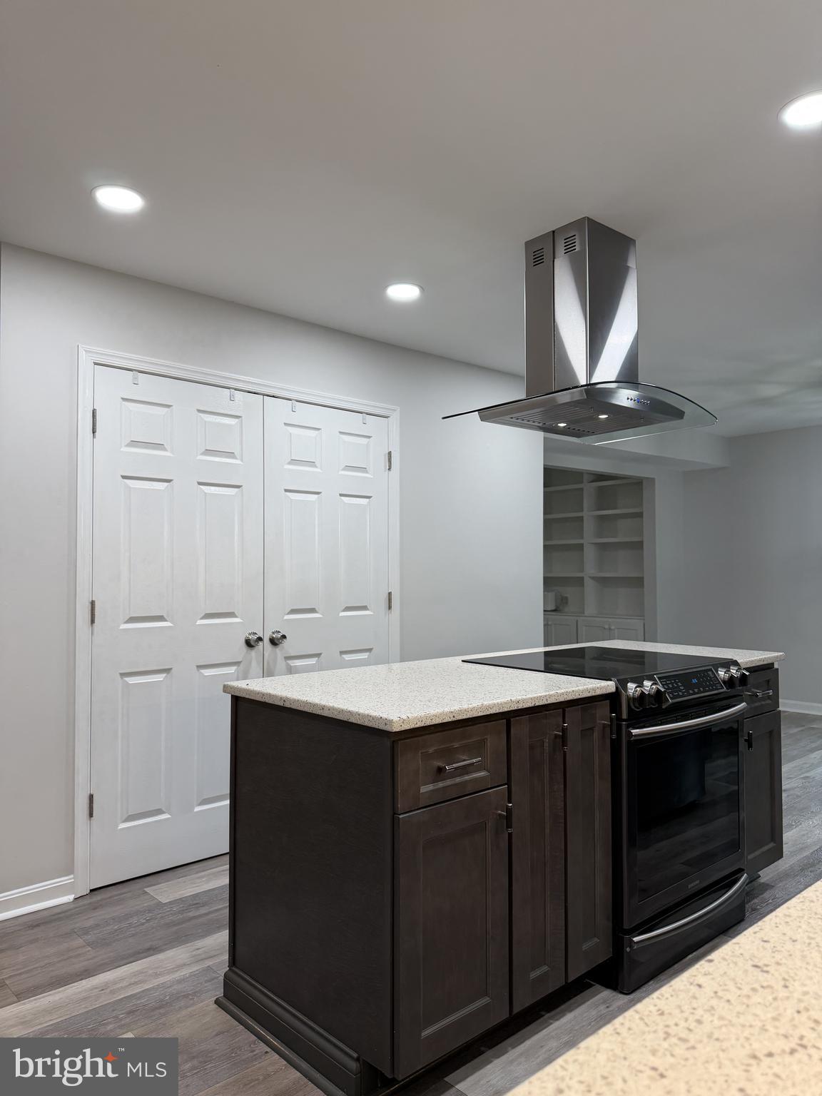 WARRENTON LAKES - Residential