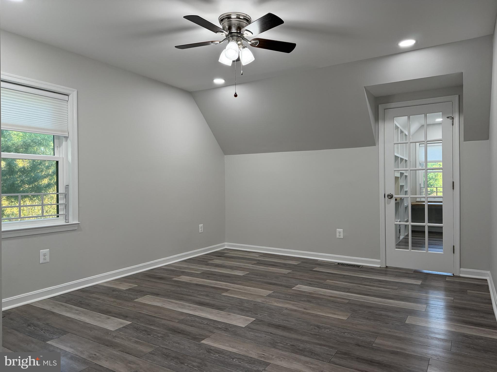 WARRENTON LAKES - Residential