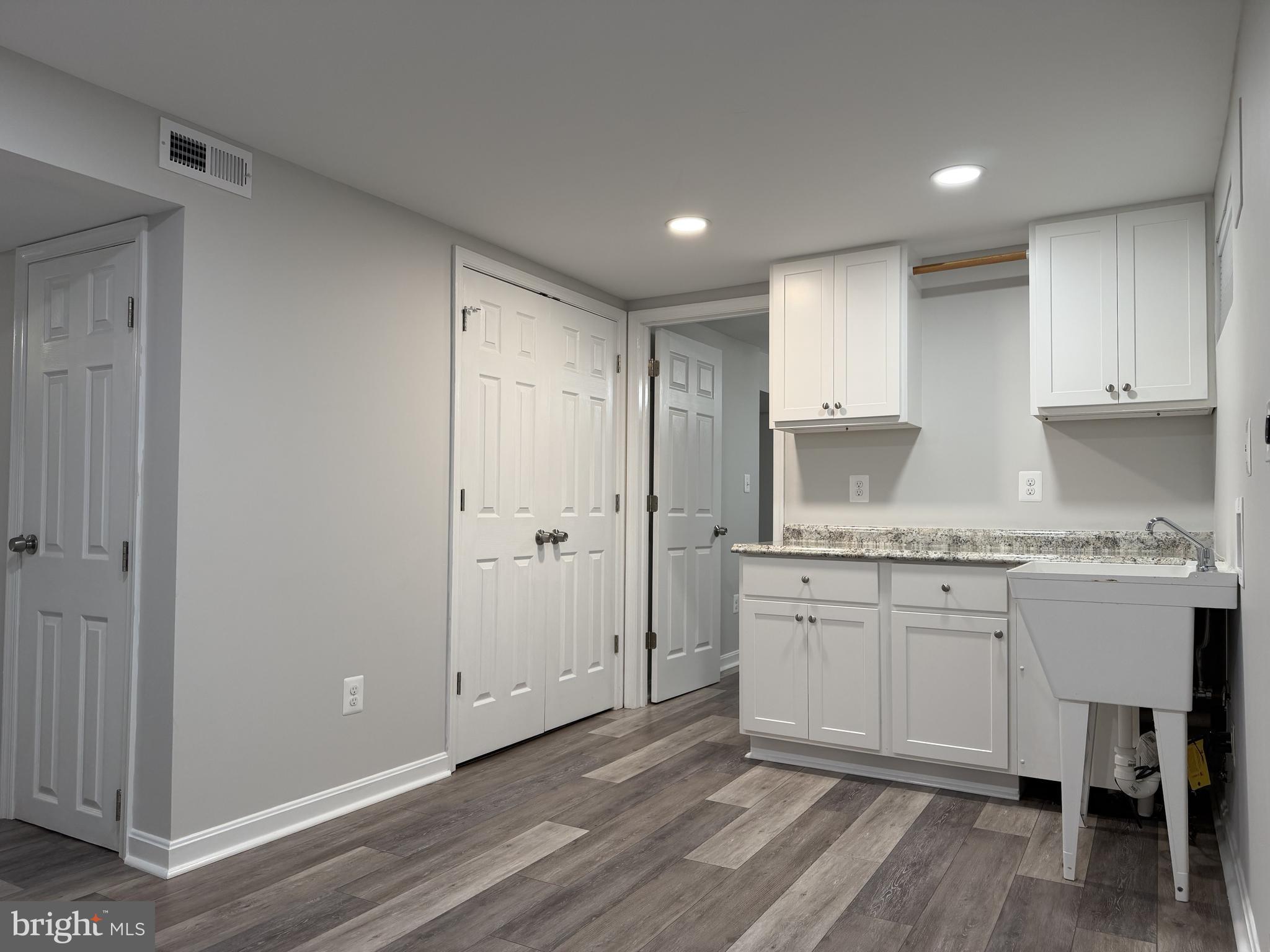 WARRENTON LAKES - Residential