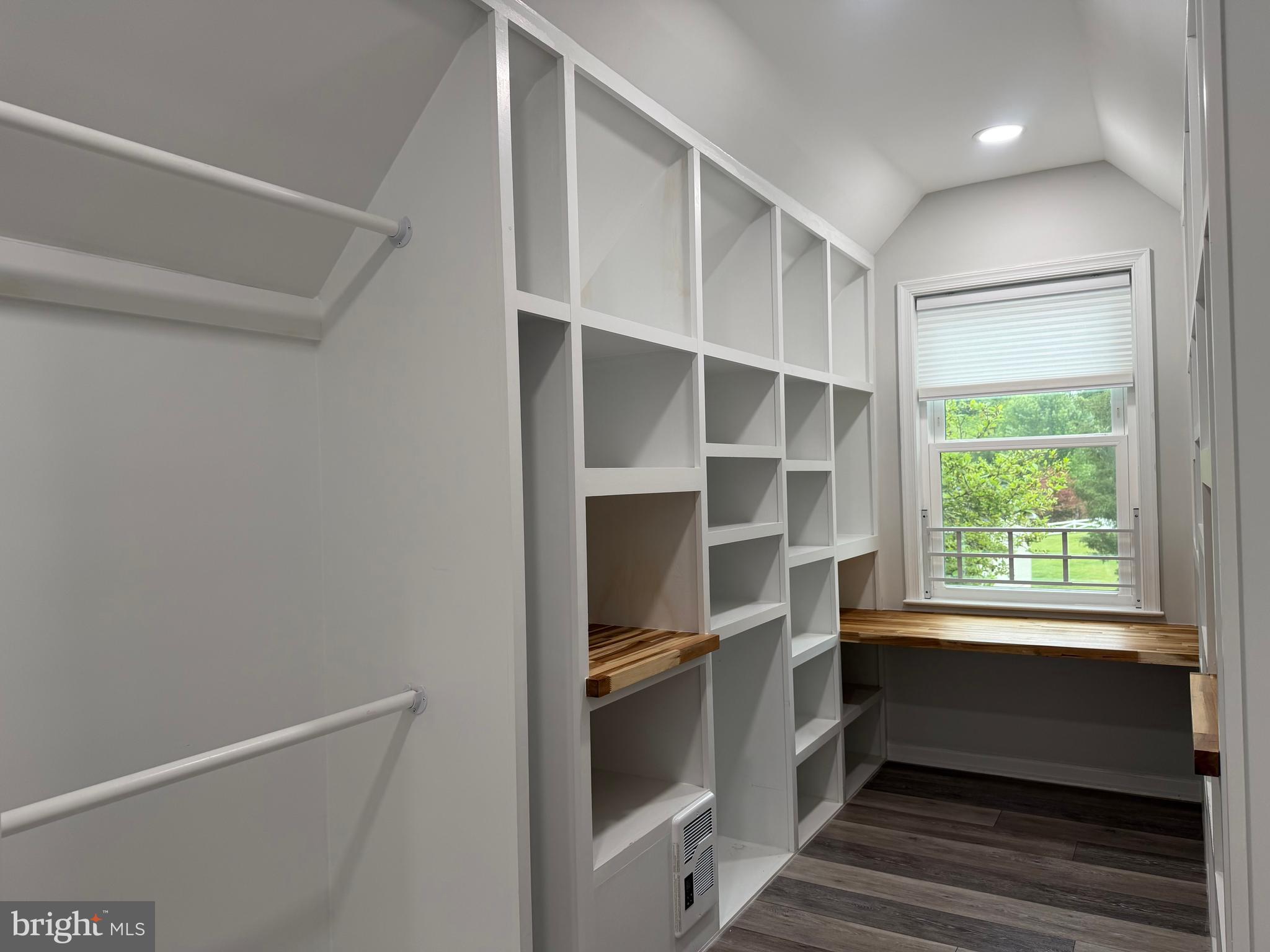 WARRENTON LAKES - Residential