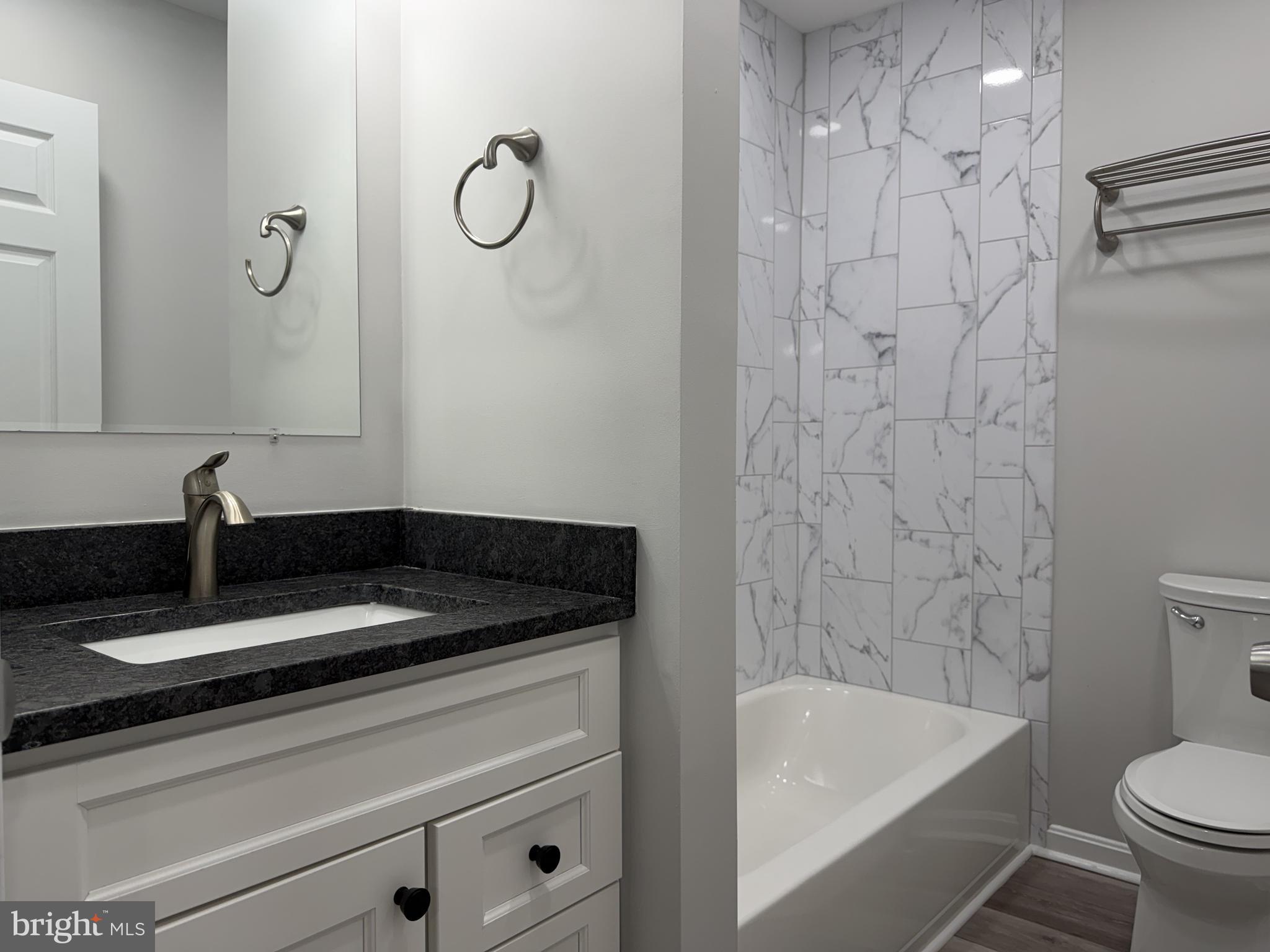 WARRENTON LAKES - Residential