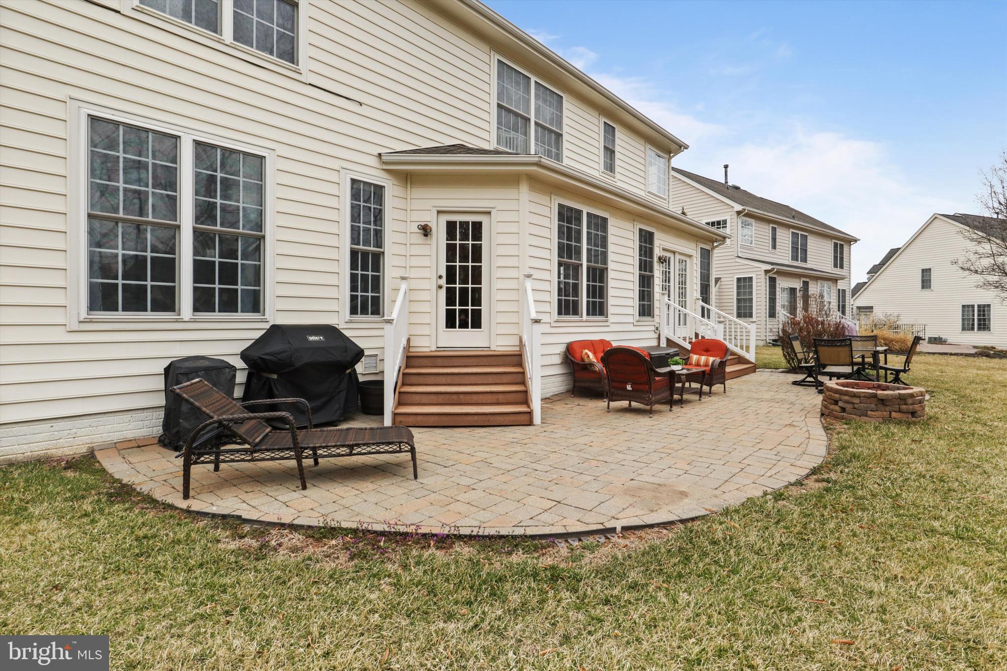 VICTORY LAKES - Residential