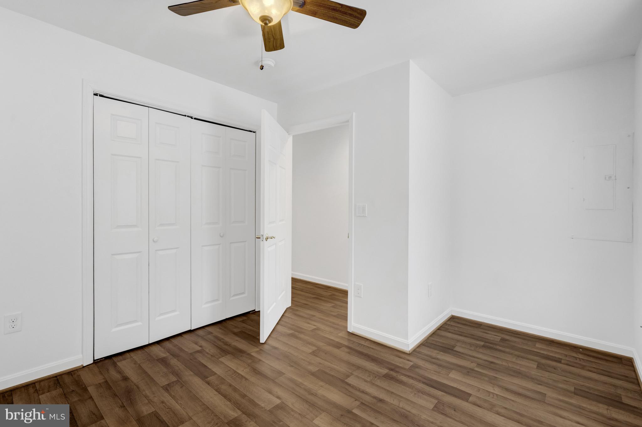 STERLING COURT - Residential