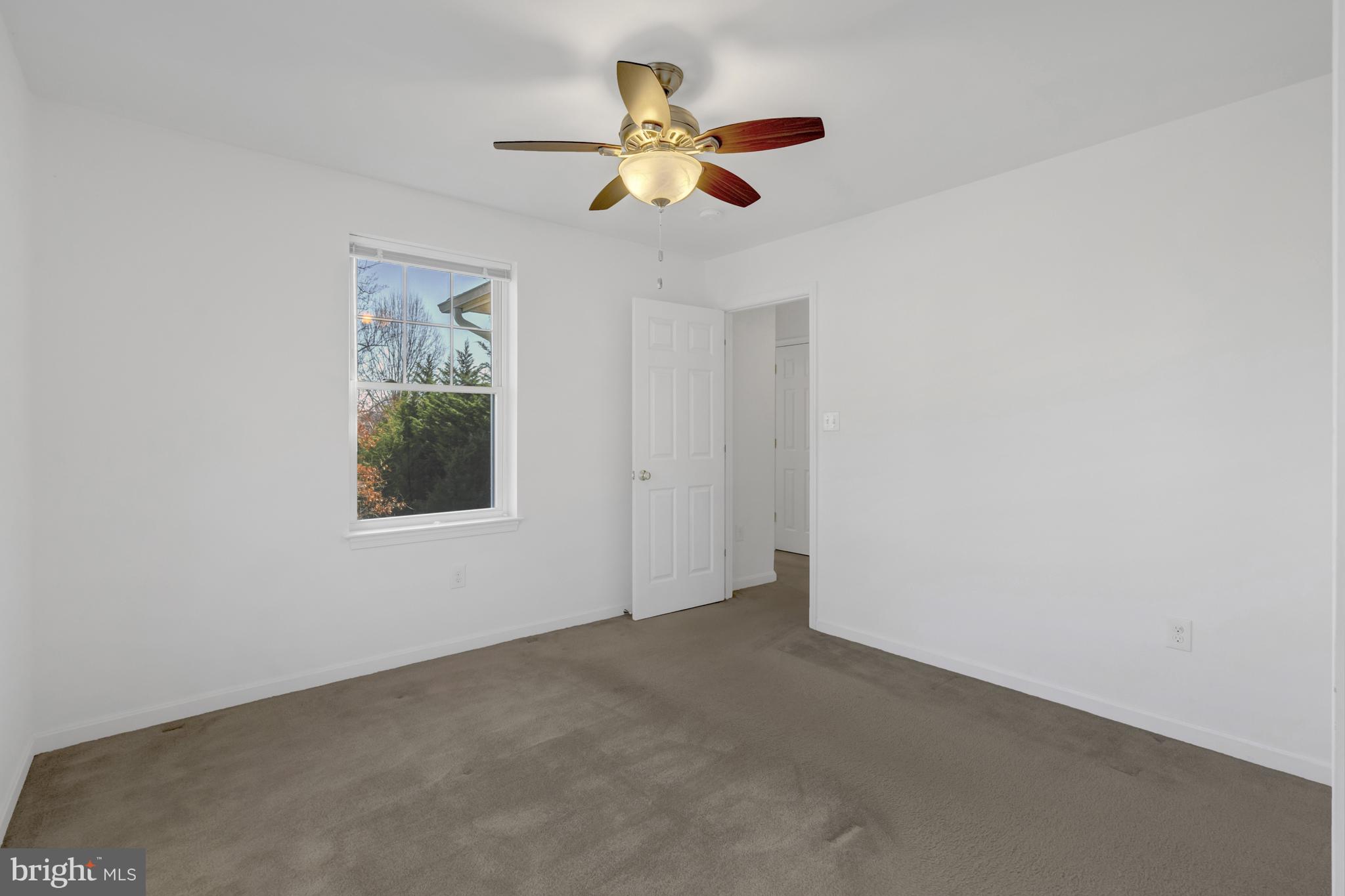 STERLING COURT - Residential