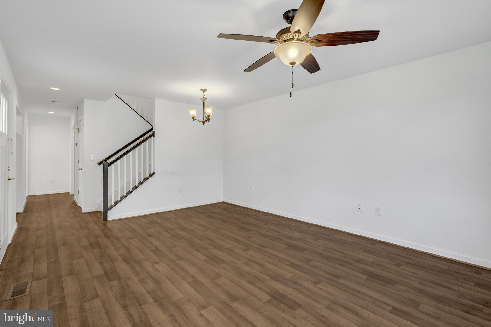 STERLING COURT - Residential