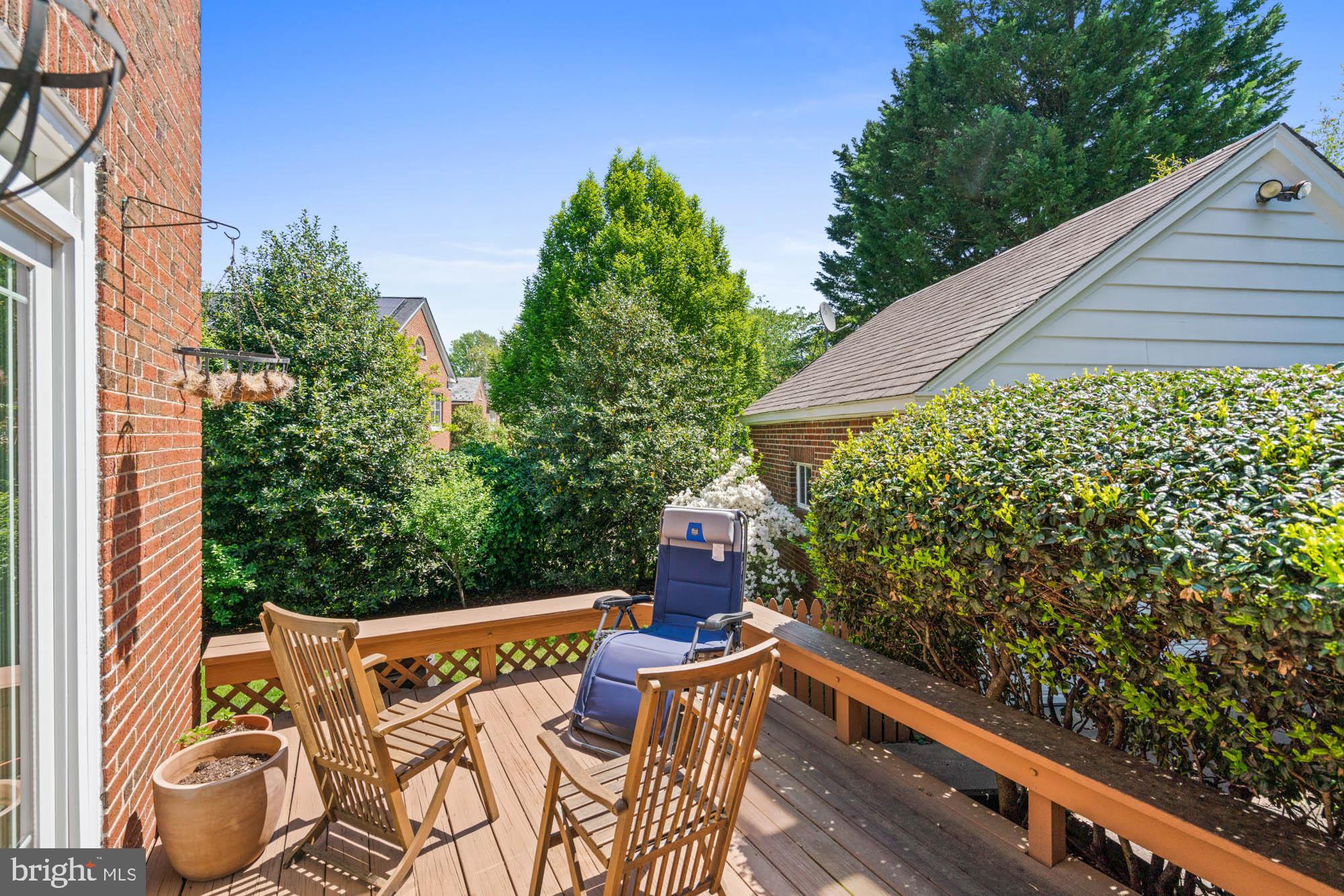 CHEVY CHASE - Residential