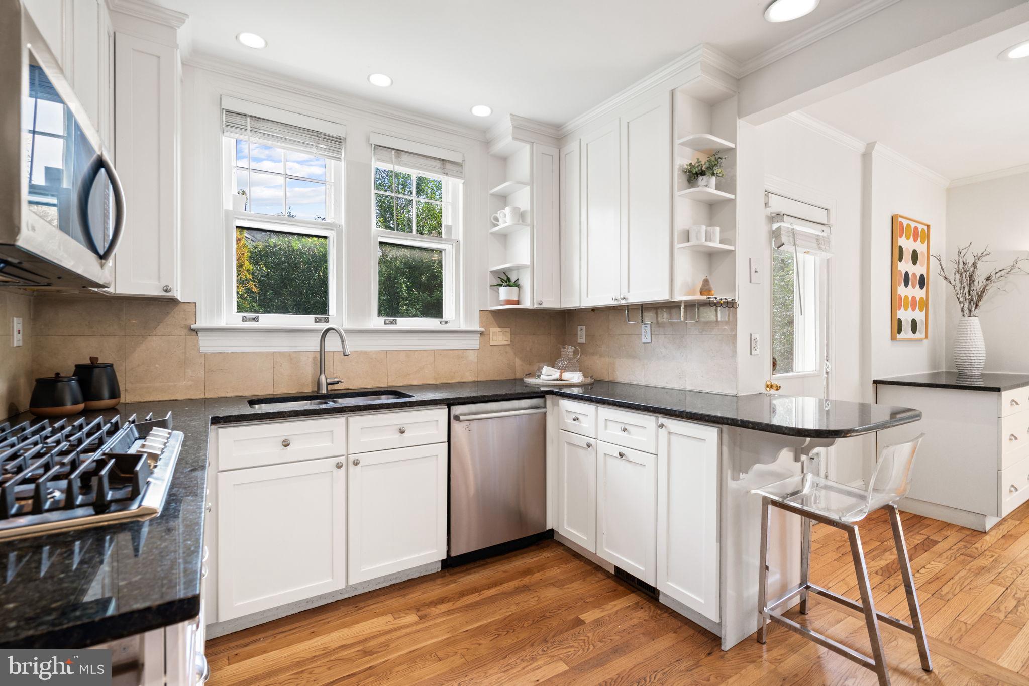 CHEVY CHASE - Residential