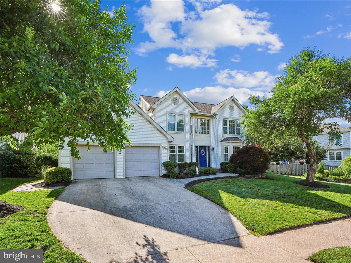 ASHBURN VILLAGE - Residential