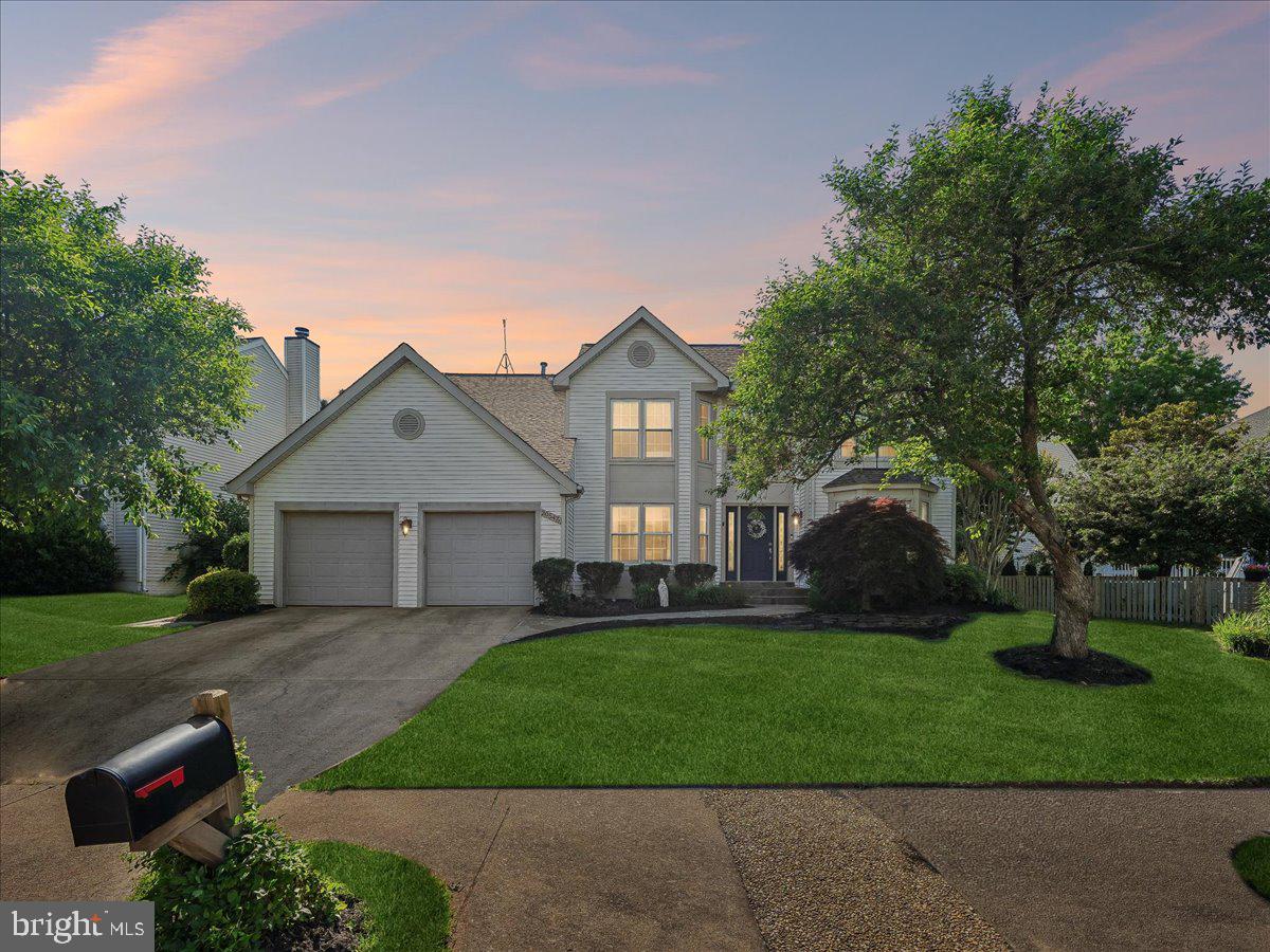 ASHBURN VILLAGE - Residential