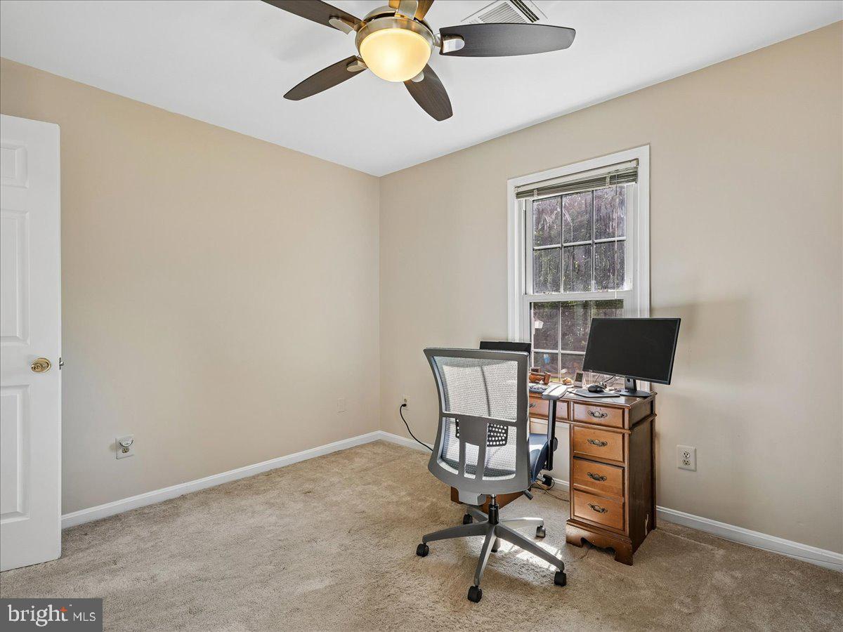 ASHBURN VILLAGE - Residential