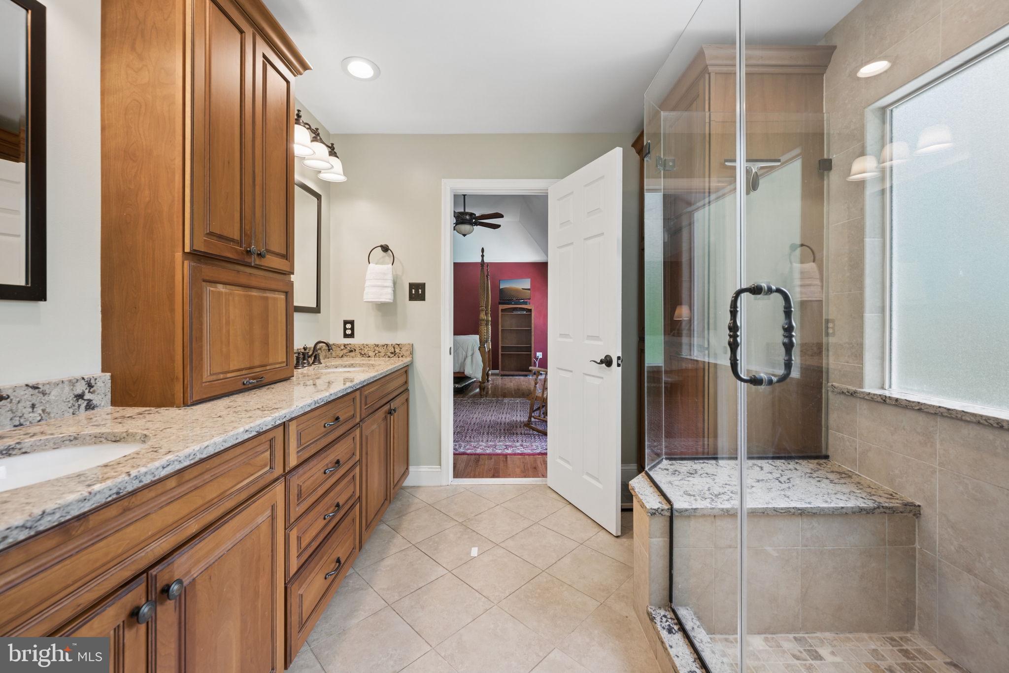 CLIVEDEN REACH - Residential
