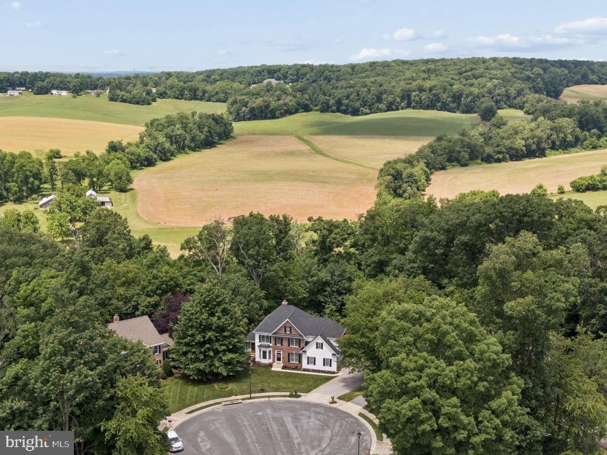 CLIVEDEN REACH - Residential