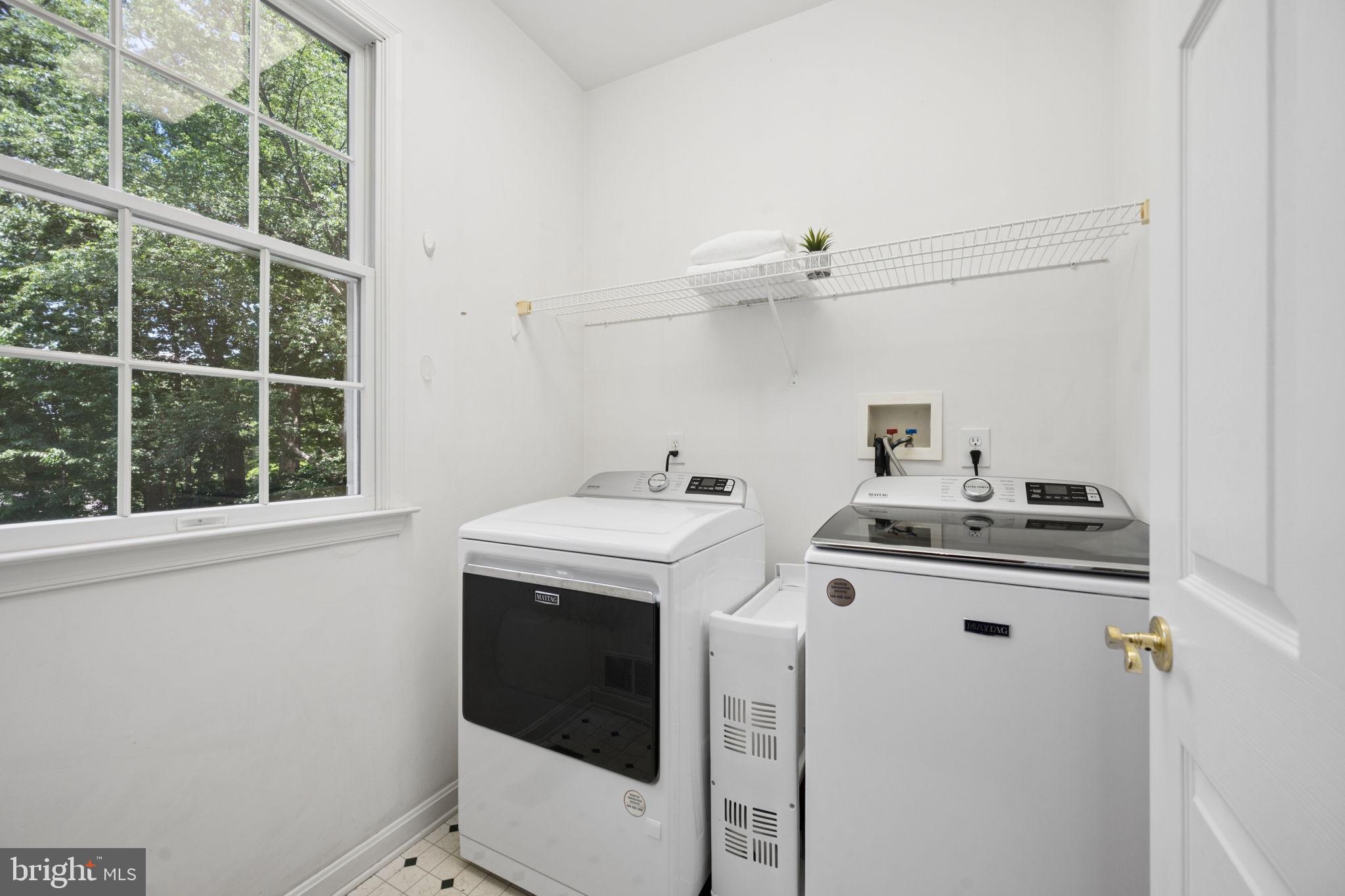 CLIVEDEN REACH - Residential