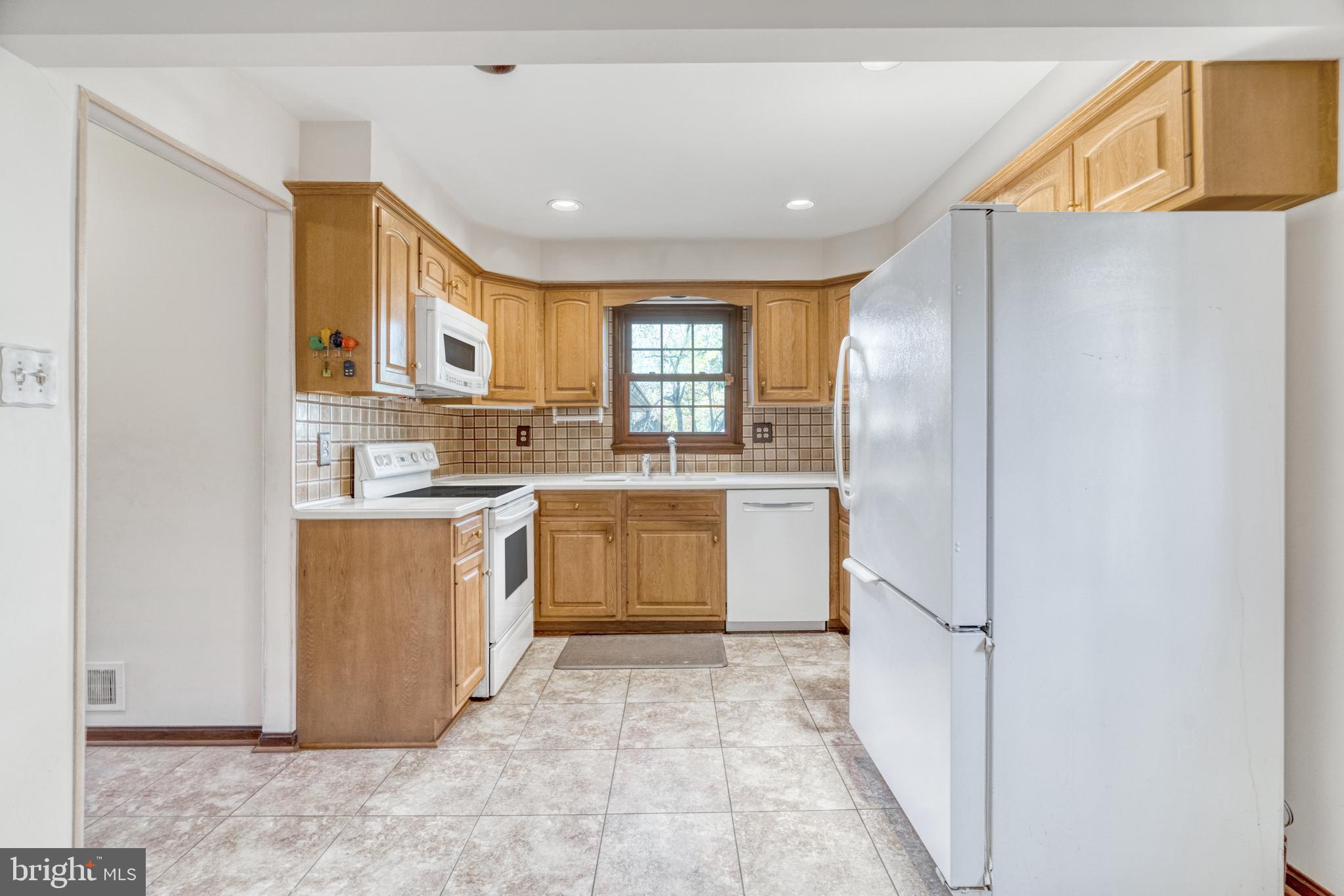 WAKEFIELD CHAPEL WOODS - Residential