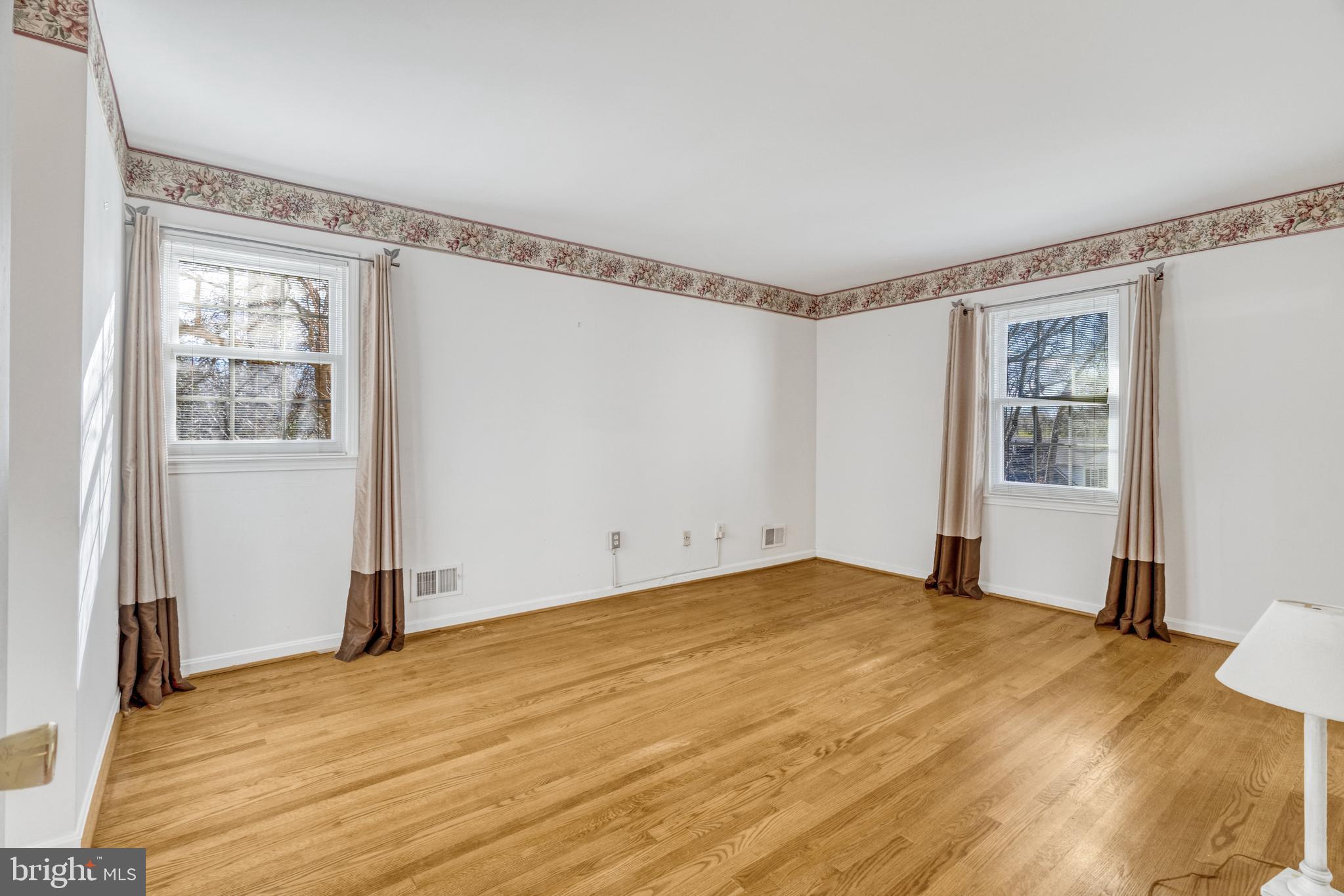 WAKEFIELD CHAPEL WOODS - Residential