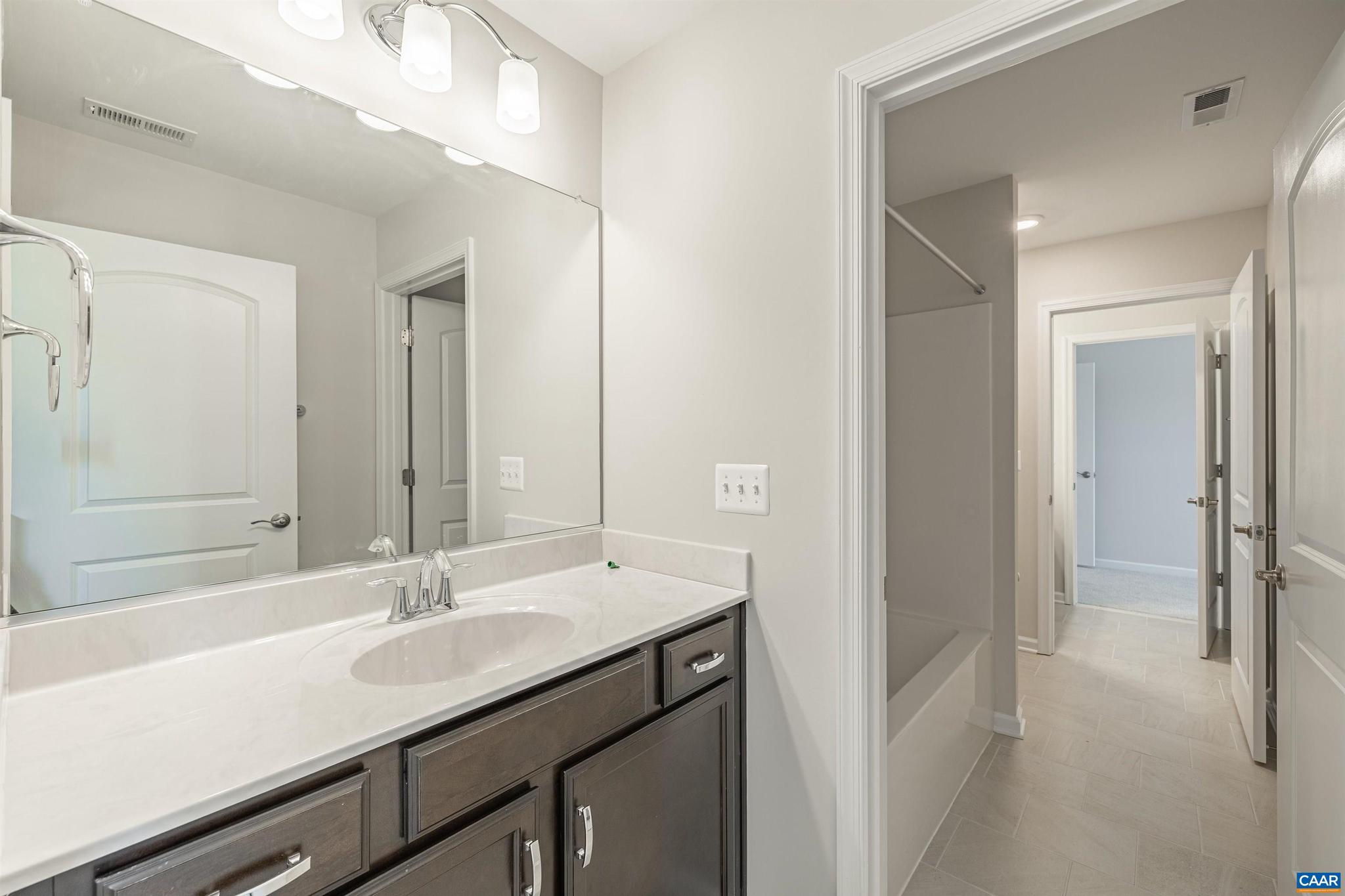 SPRING CREEK - Residential