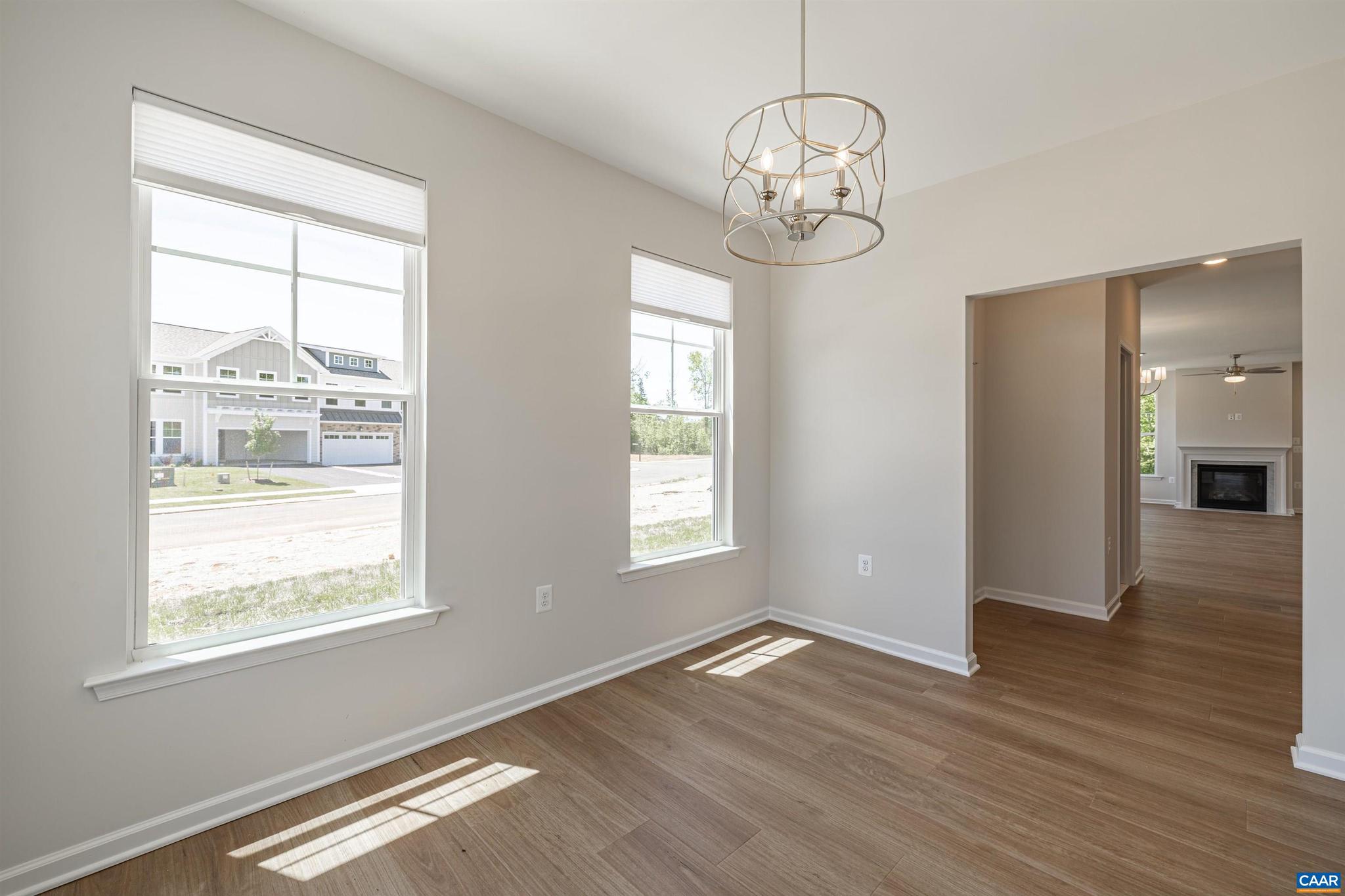 SPRING CREEK - Residential