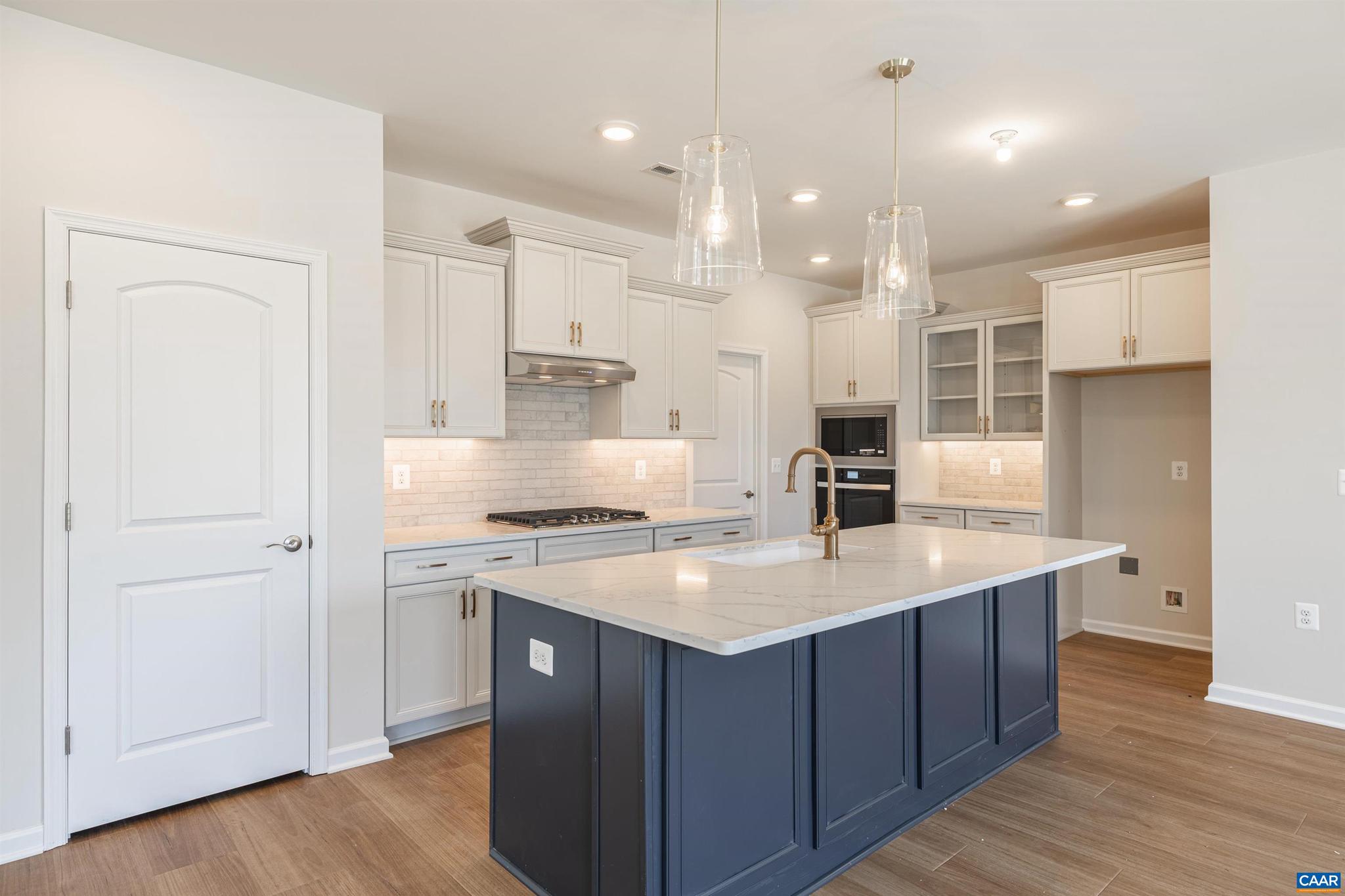 SPRING CREEK - Residential