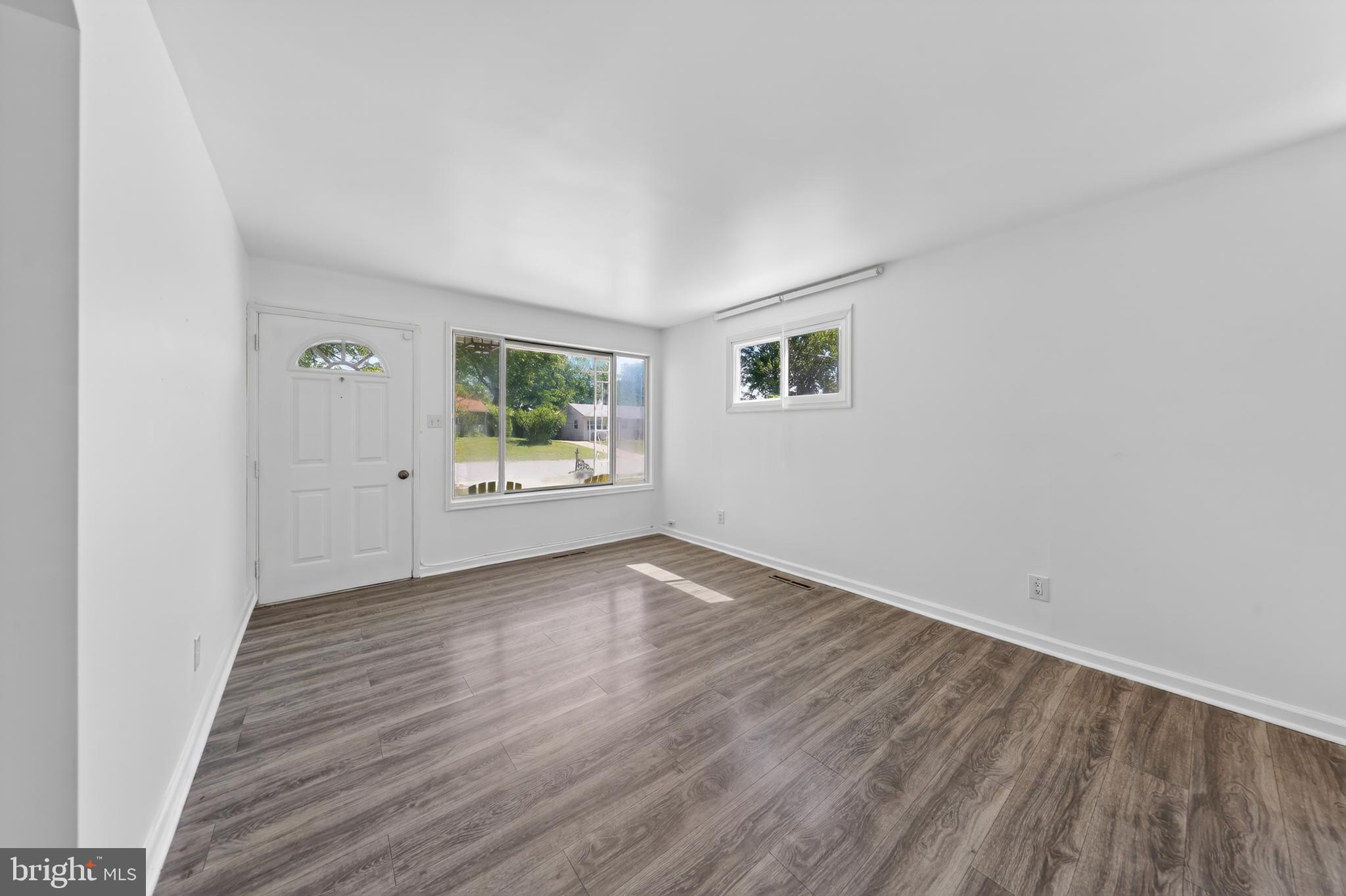 CASTLE HILLS - Residential