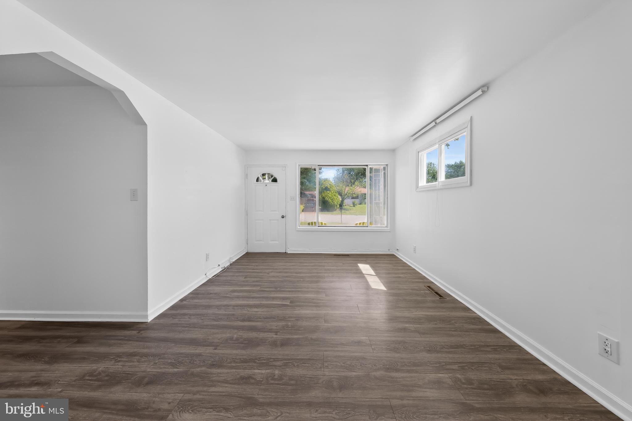 CASTLE HILLS - Residential