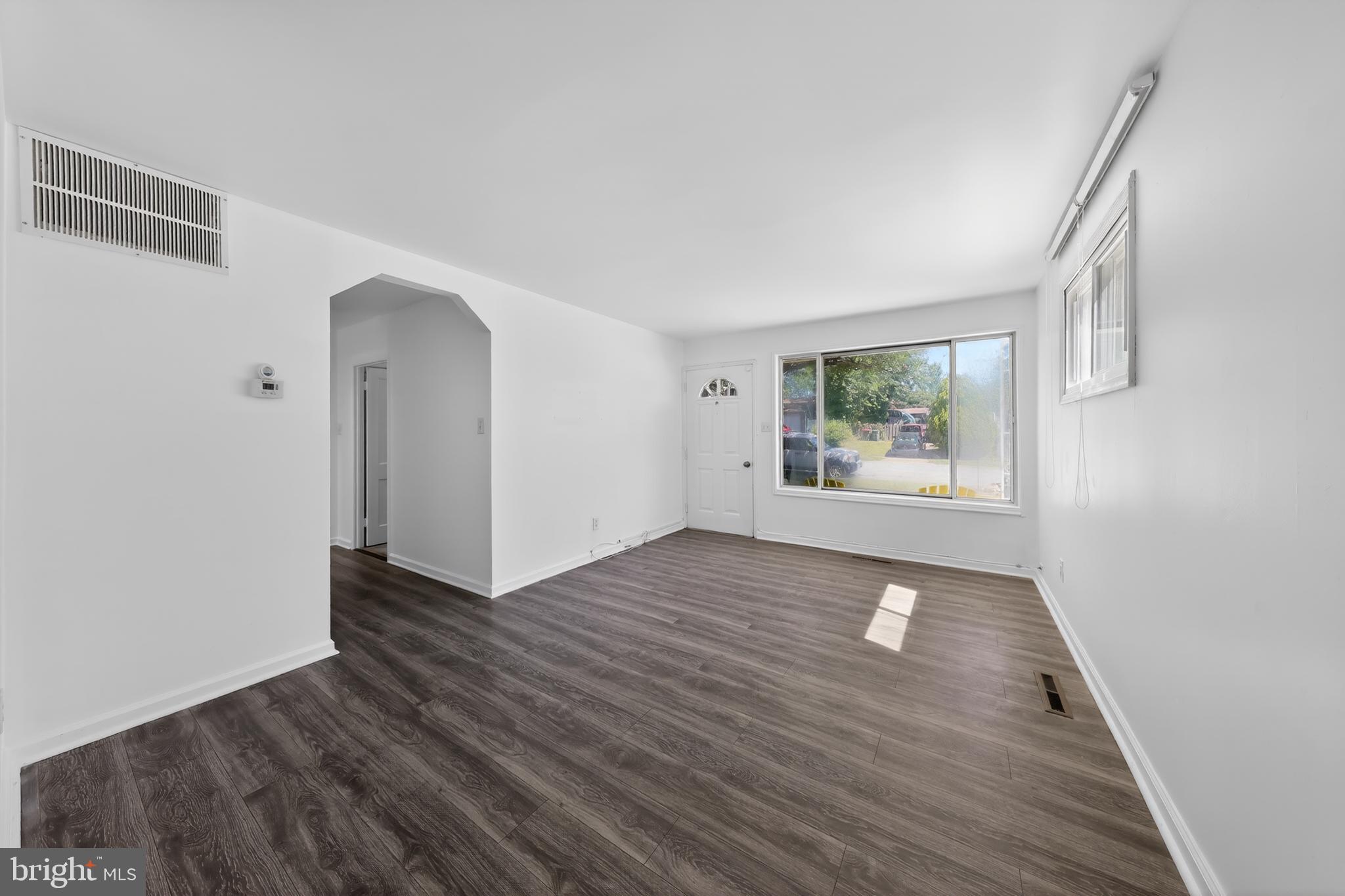 CASTLE HILLS - Residential